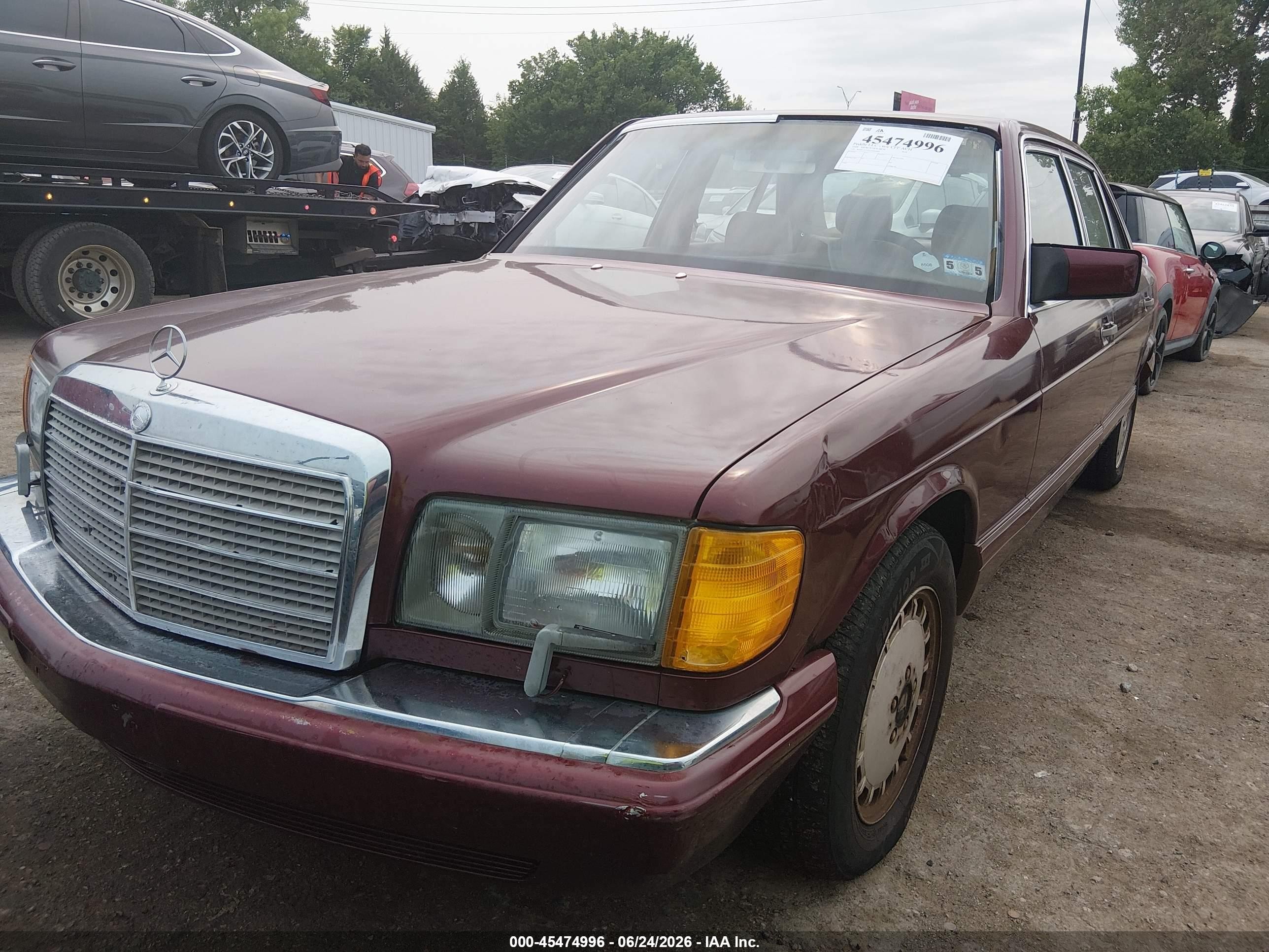 1988 Mercedes-benz 420 Sel Burgundy vin: WDBCA35D1JA405494