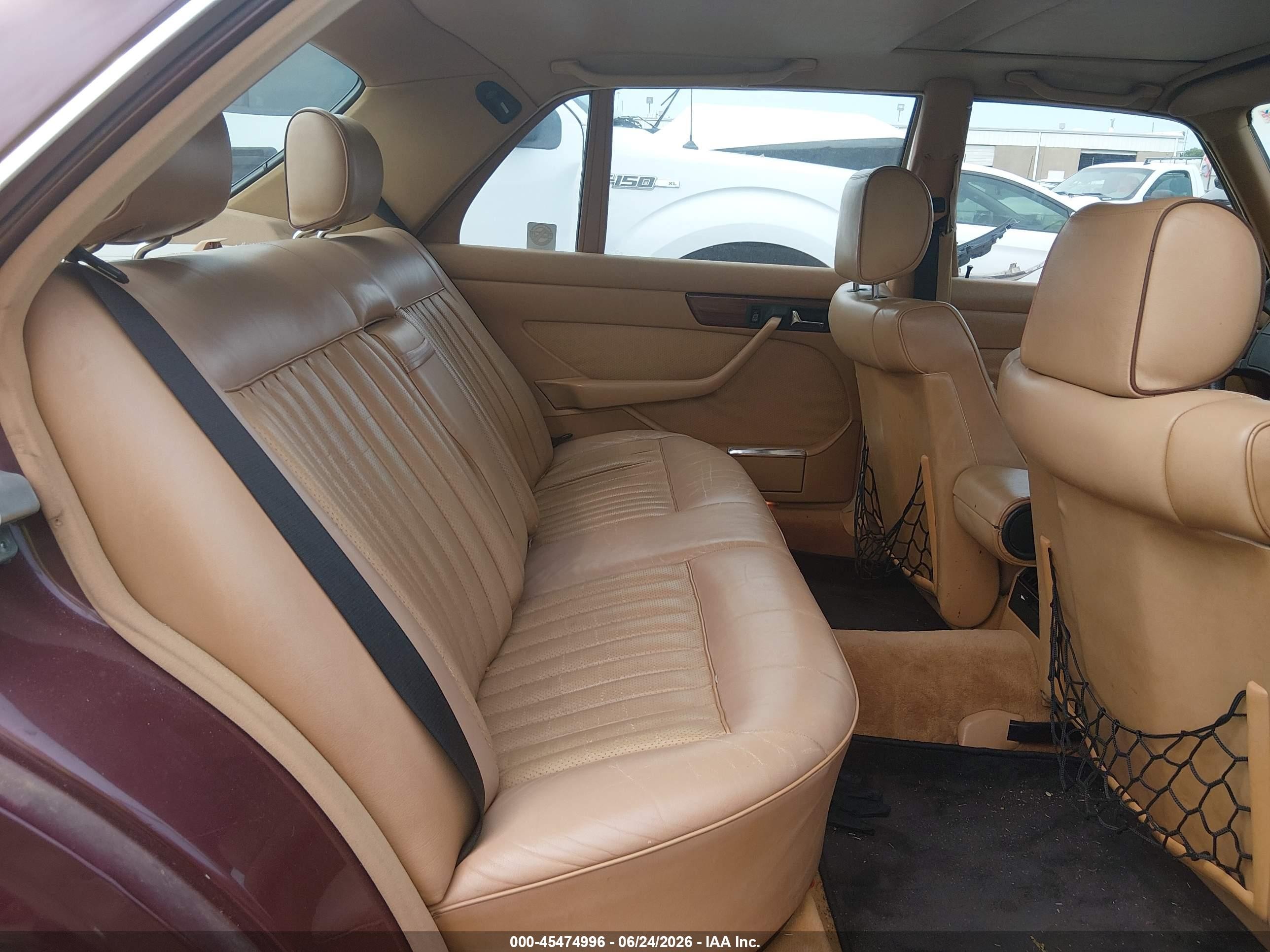 1988 Mercedes-benz 420 Sel Burgundy vin: WDBCA35D1JA405494