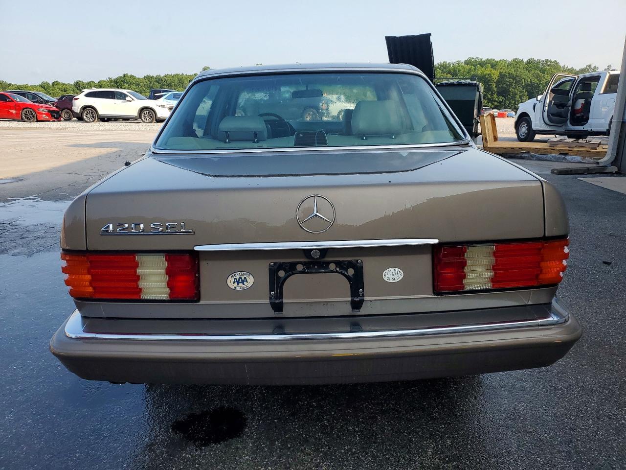 1988 Mercedes-benz 420 Sel Tan vin: WDBCA35D2JA414995