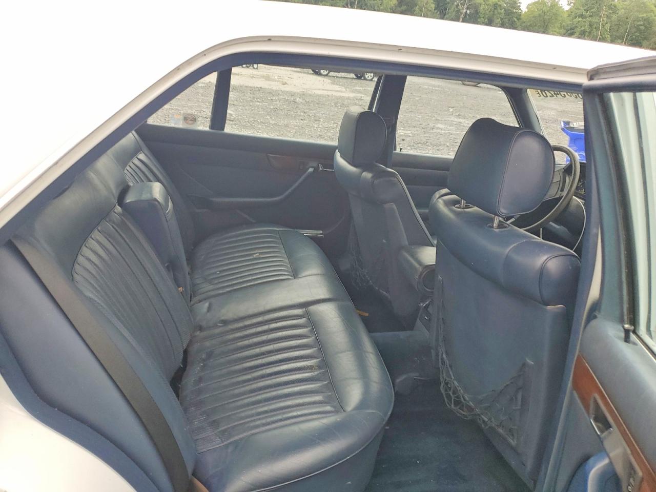 1987 Mercedes-benz 420 Sel White vin: WDBCA35D3HA326239
