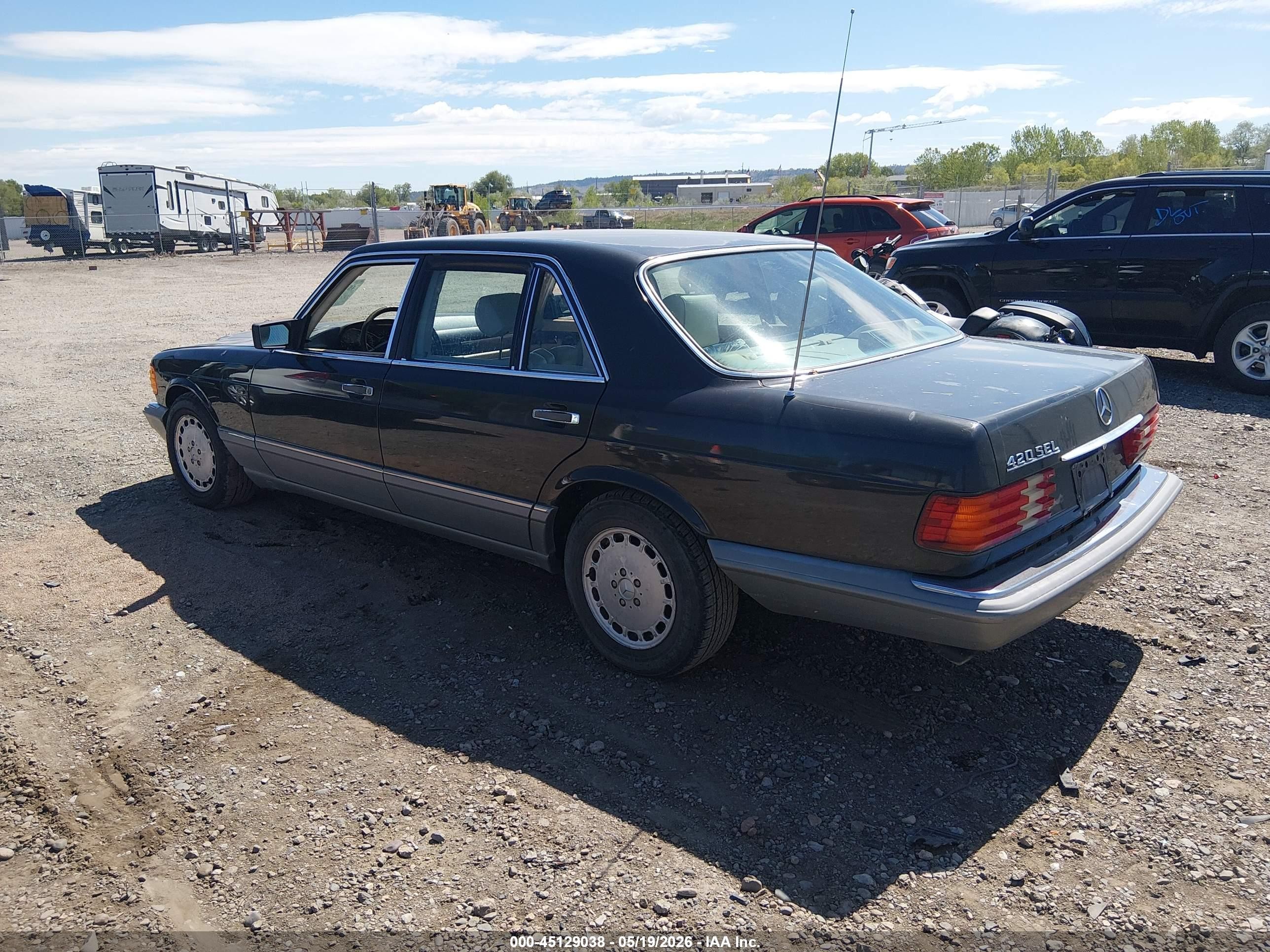 1987 Mercedes-benz 420 Sel Black vin: WDBCA35D5HA346301
