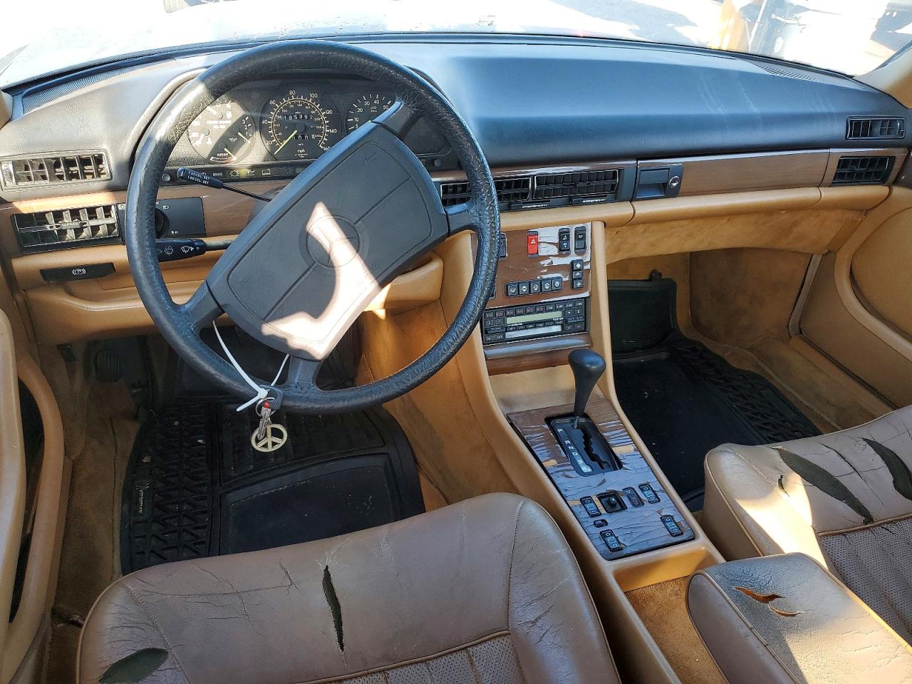 1988 Mercedes-benz 420 Sel Two Tone vin: WDBCA35D6JA373402