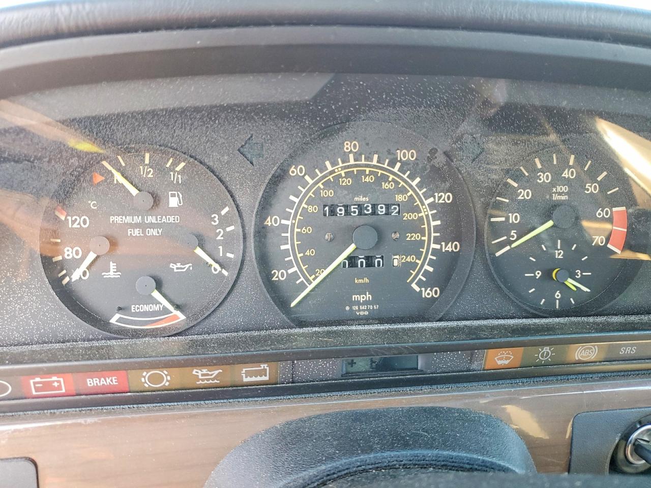 1988 Mercedes-benz 420 Sel Two Tone vin: WDBCA35D6JA373402