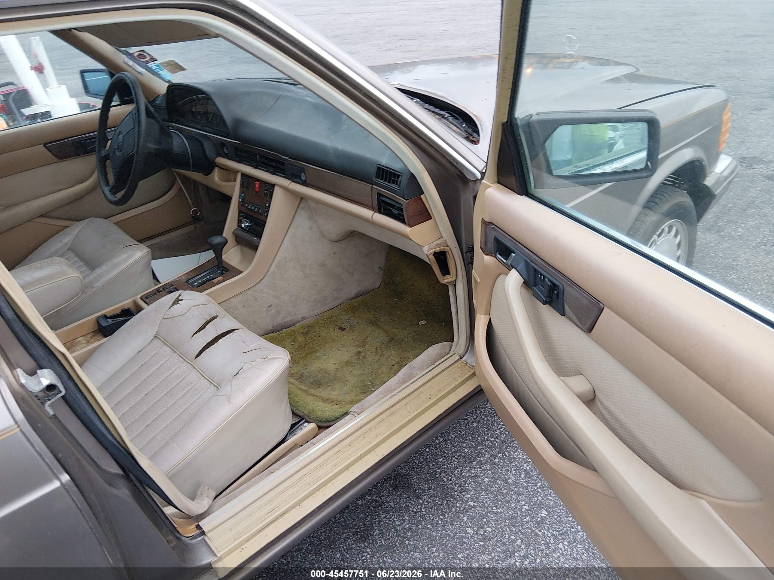 1987 Mercedes-benz 420 Sel Коричневый vin: WDBCA35D9HA359729