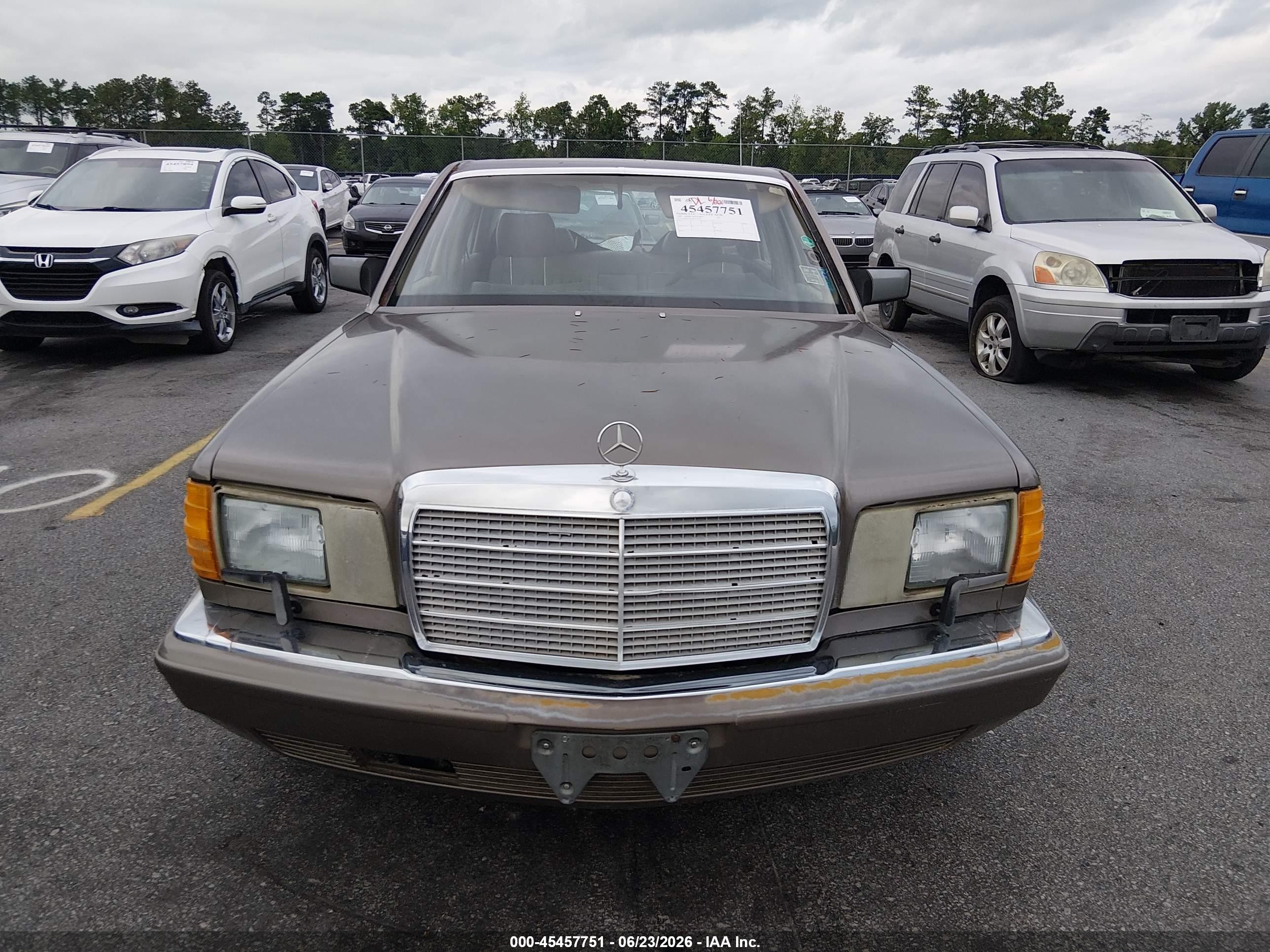 1987 Mercedes-benz 420 Sel Коричневый vin: WDBCA35D9HA359729