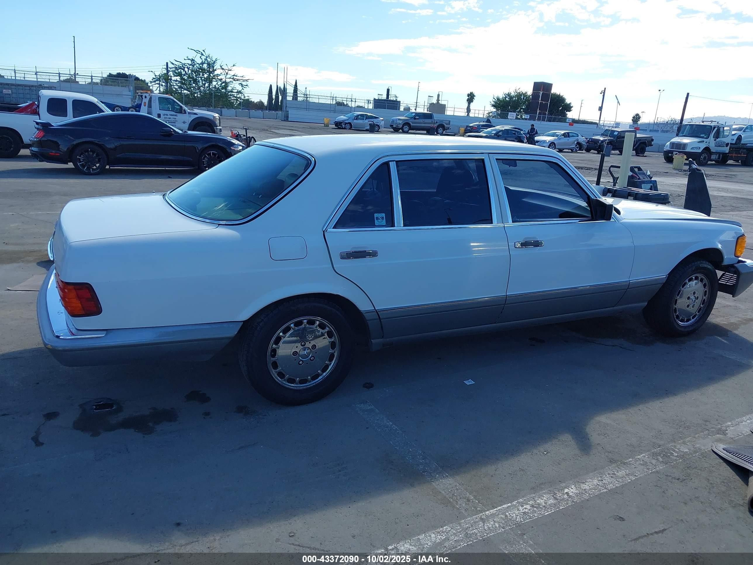1988 Mercedes-benz 420 Sel White vin: WDBCA35DXJA422827