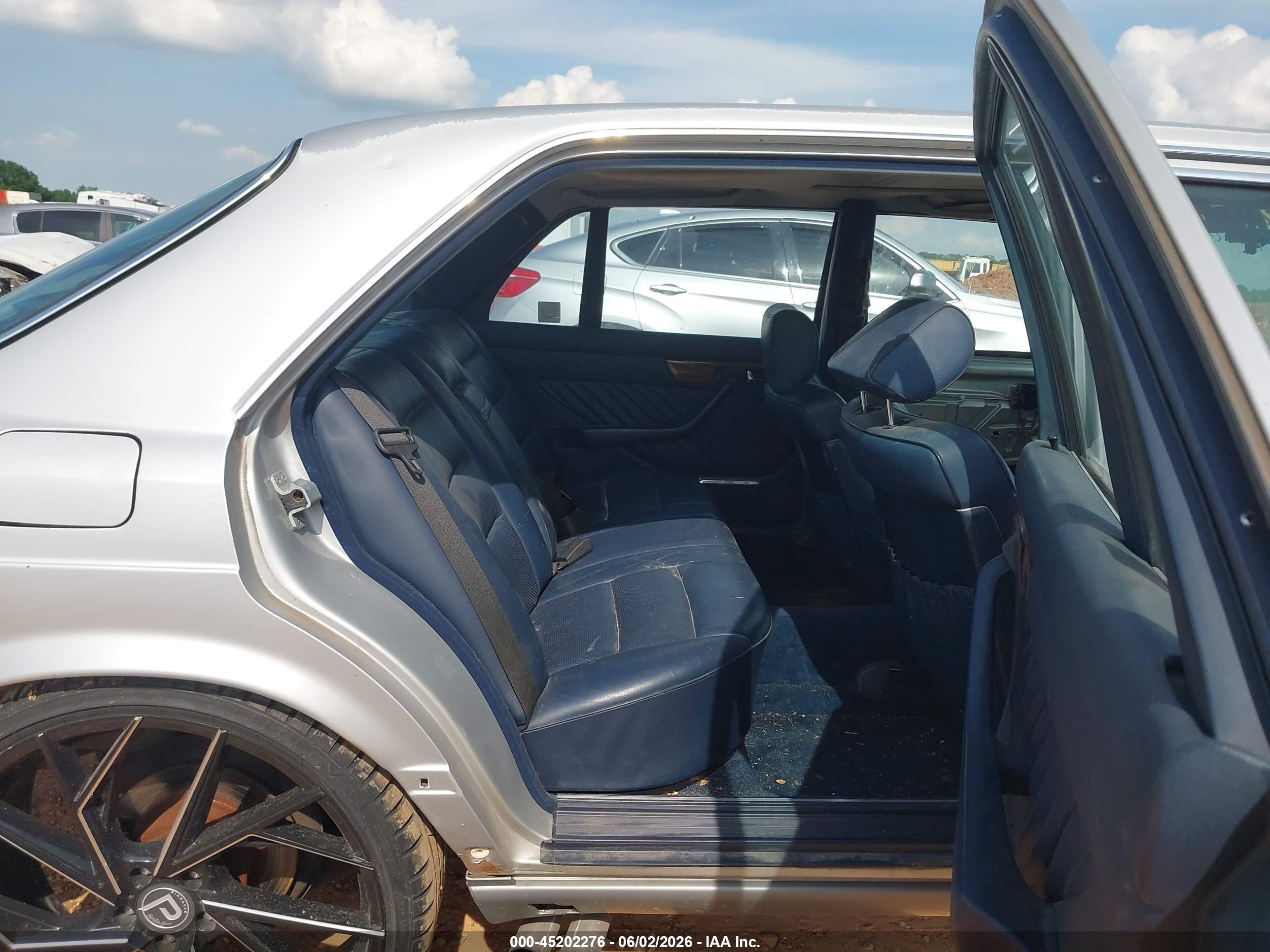 1989 Mercedes-benz 420 Sel Серебряный vin: WDBCA35DXKA436468