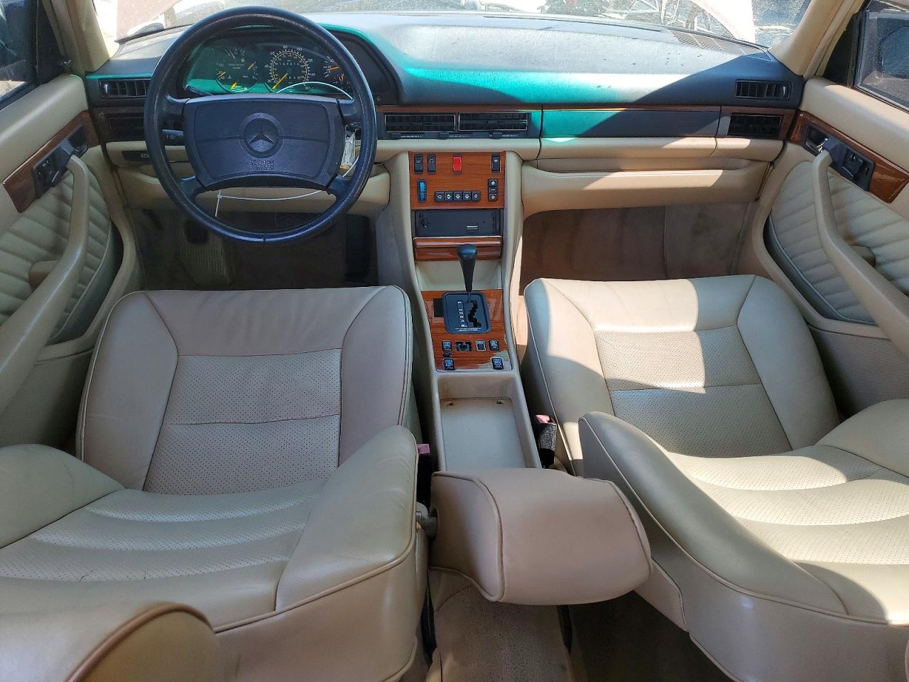 1991 Mercedes-benz 420 Sel Бордовый vin: WDBCA35E0MA603805