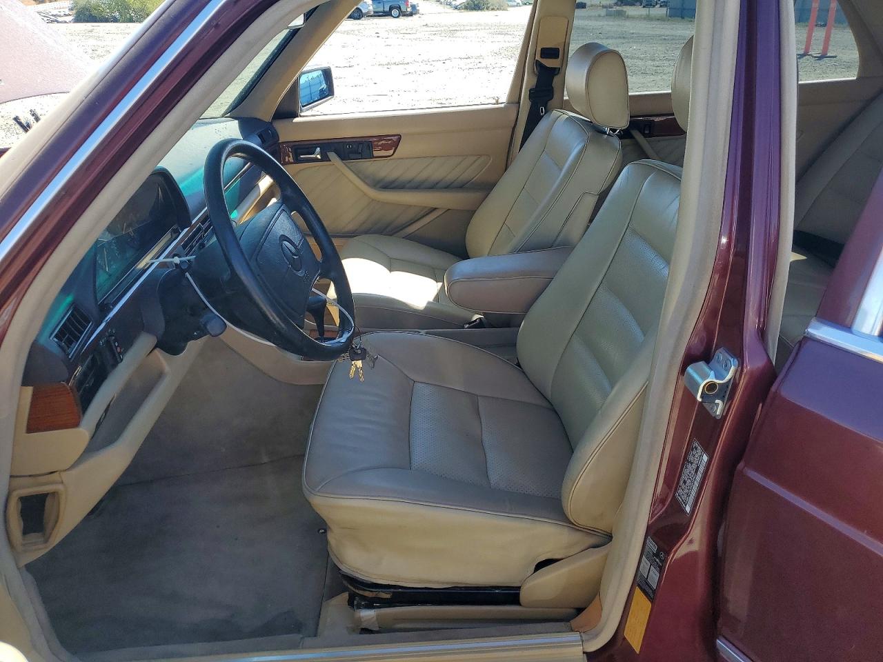 1991 Mercedes-benz 420 Sel Бордовый vin: WDBCA35E0MA603805