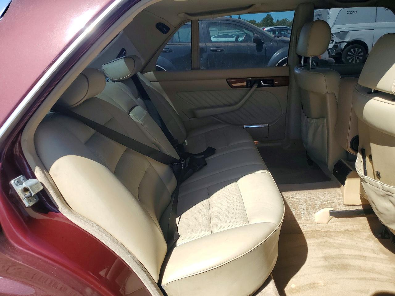 1991 Mercedes-benz 420 Sel Бордовый vin: WDBCA35E0MA603805