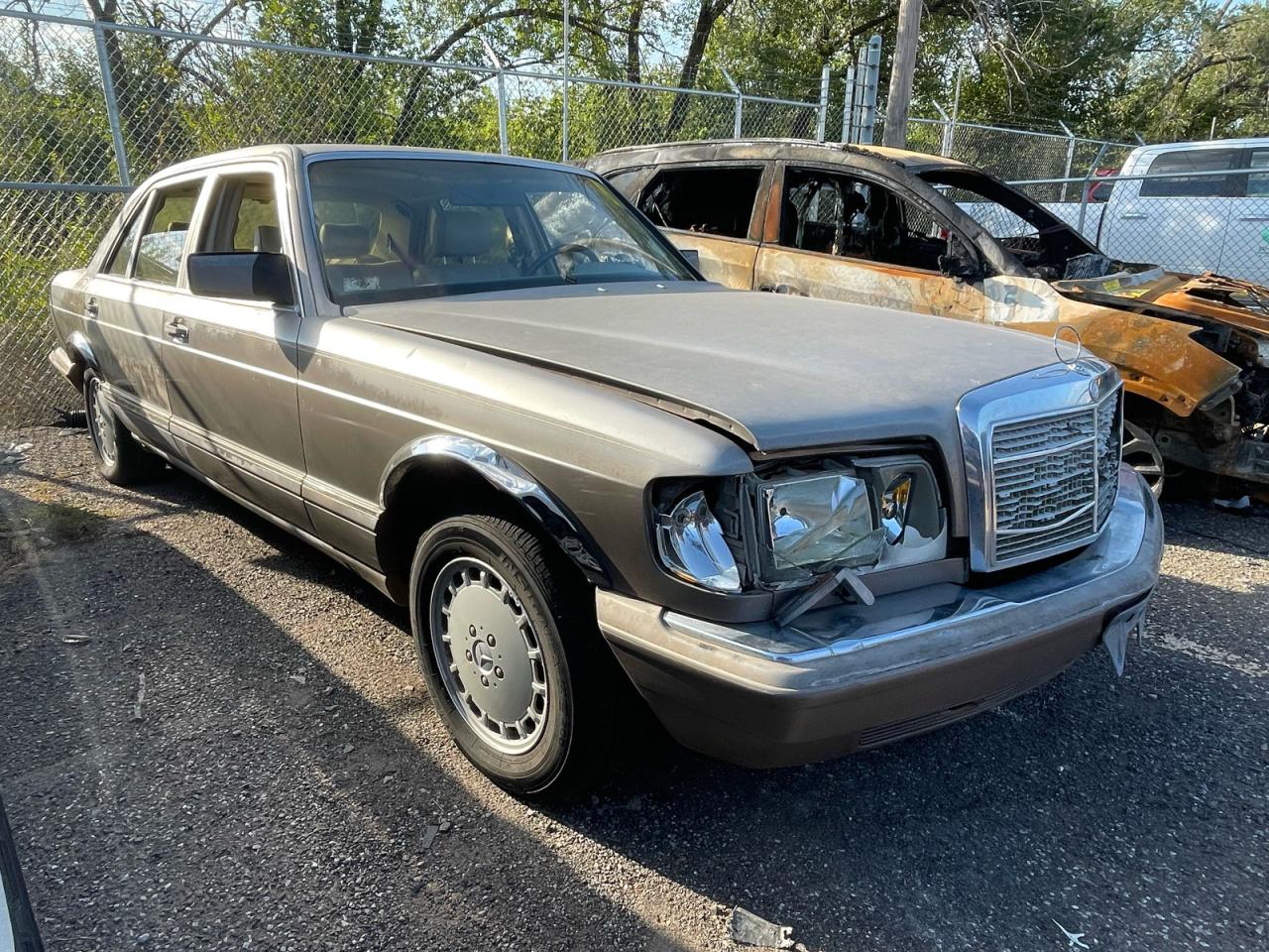1991 Mercedes-benz 420 Sel Gold vin: WDBCA35E1MA597903