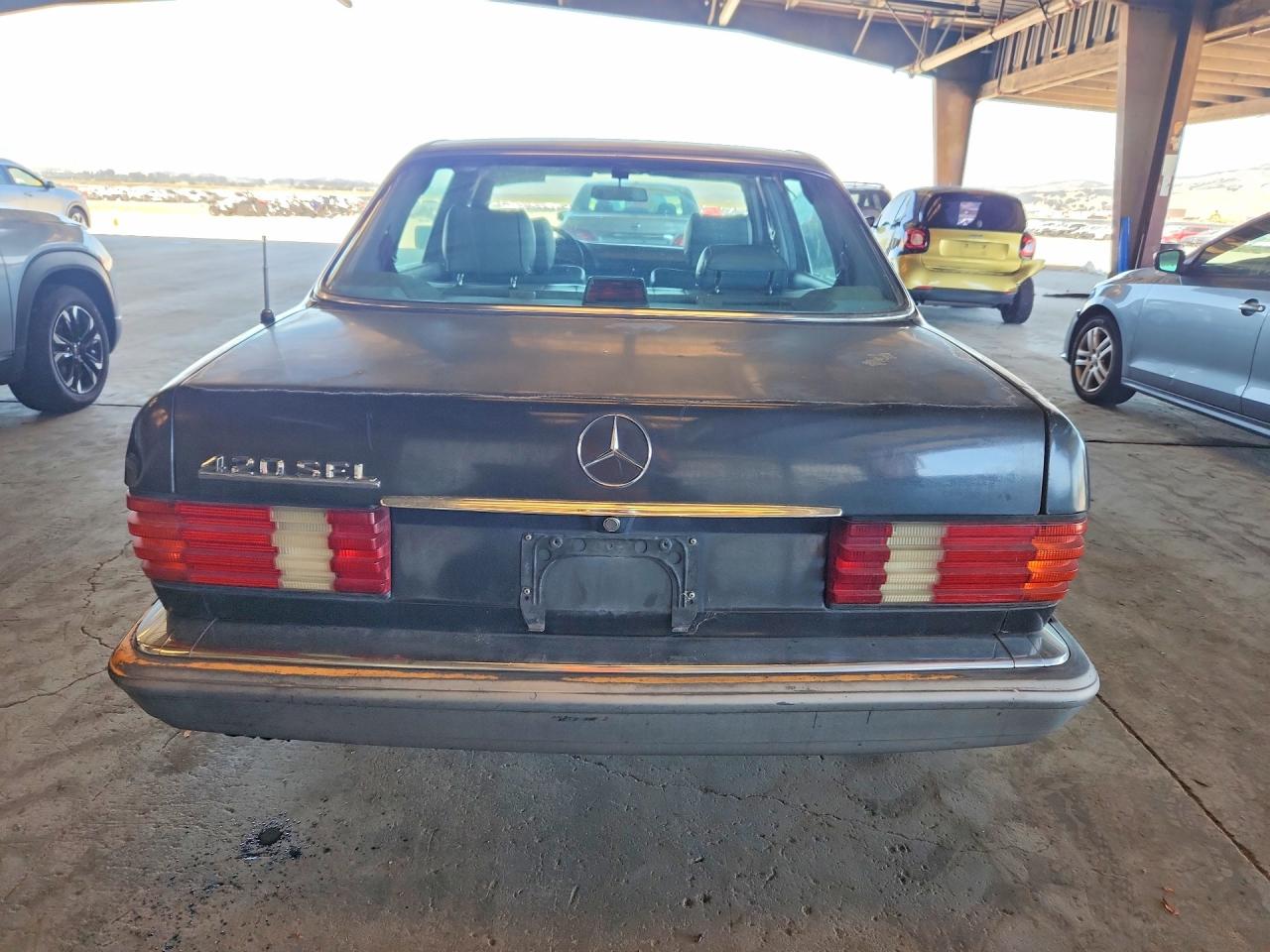 1989 Mercedes-benz 420 Sel Charcoal vin: WDBCA35E2KA481770