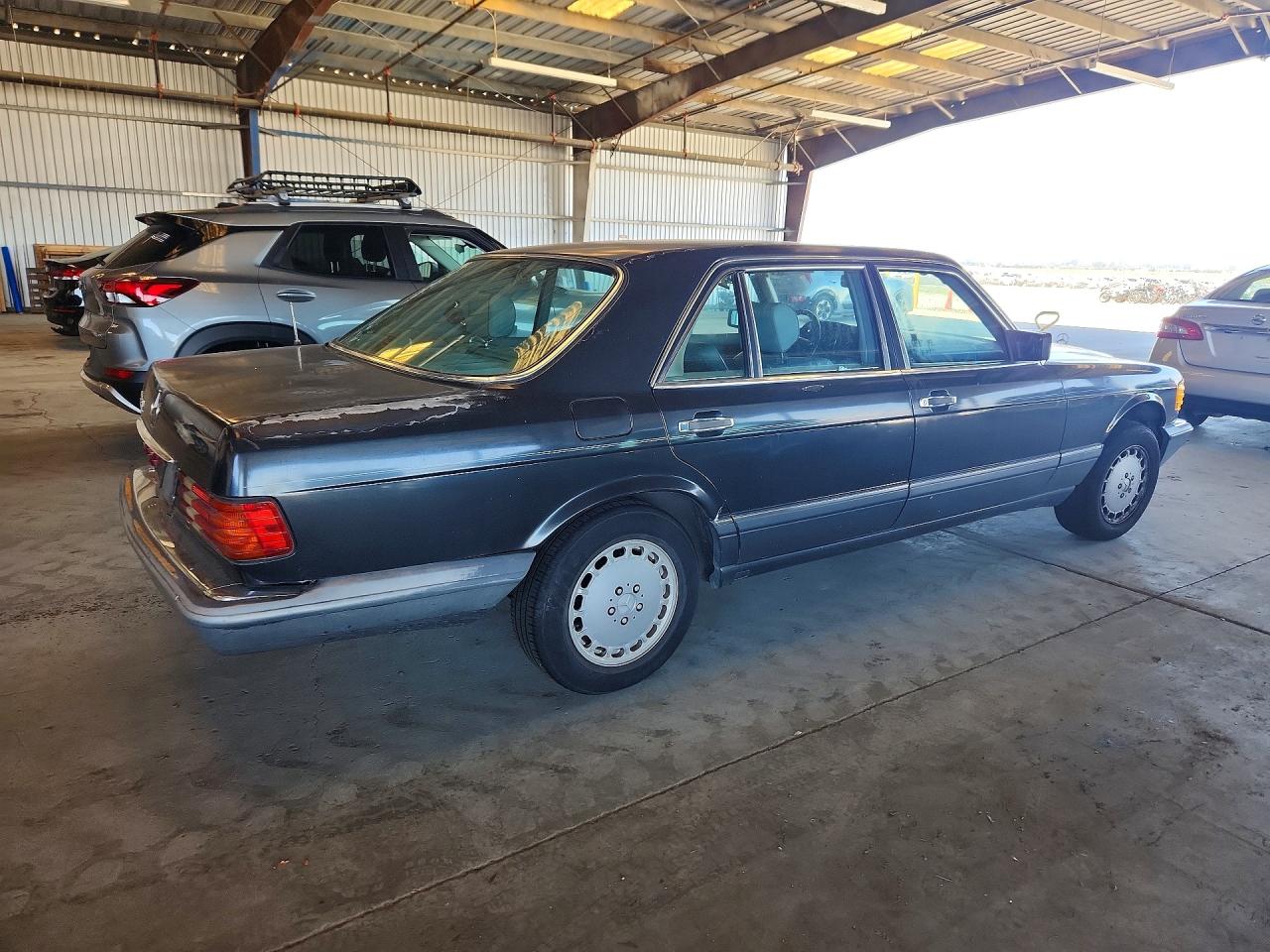 1989 Mercedes-benz 420 Sel Charcoal vin: WDBCA35E2KA481770