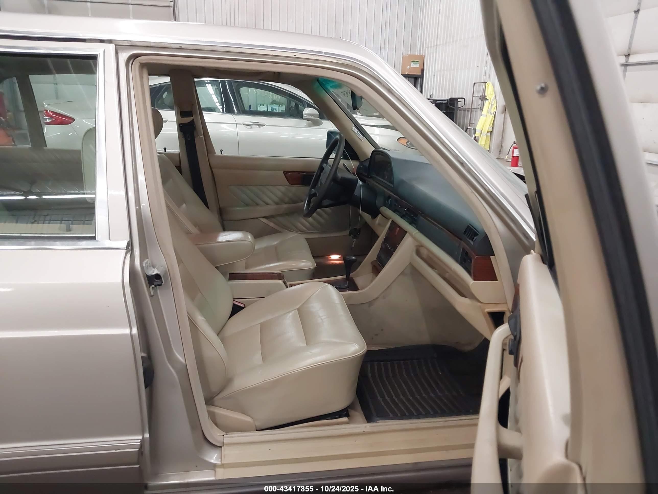 1991 Mercedes-benz 420 Sel Beige vin: WDBCA35E3MA601496