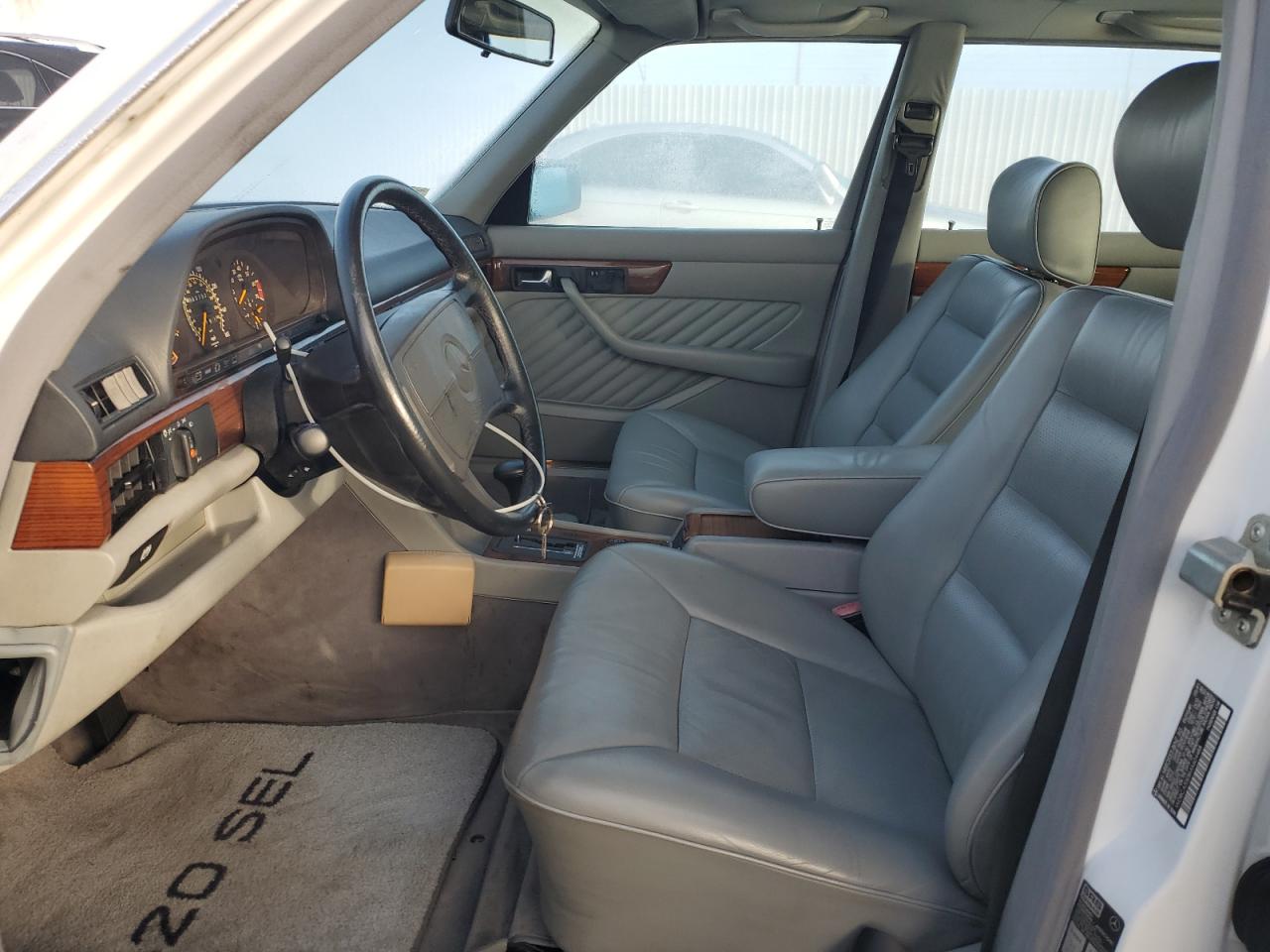 1991 Mercedes-benz 420 Sel White vin: WDBCA35E8MA604488