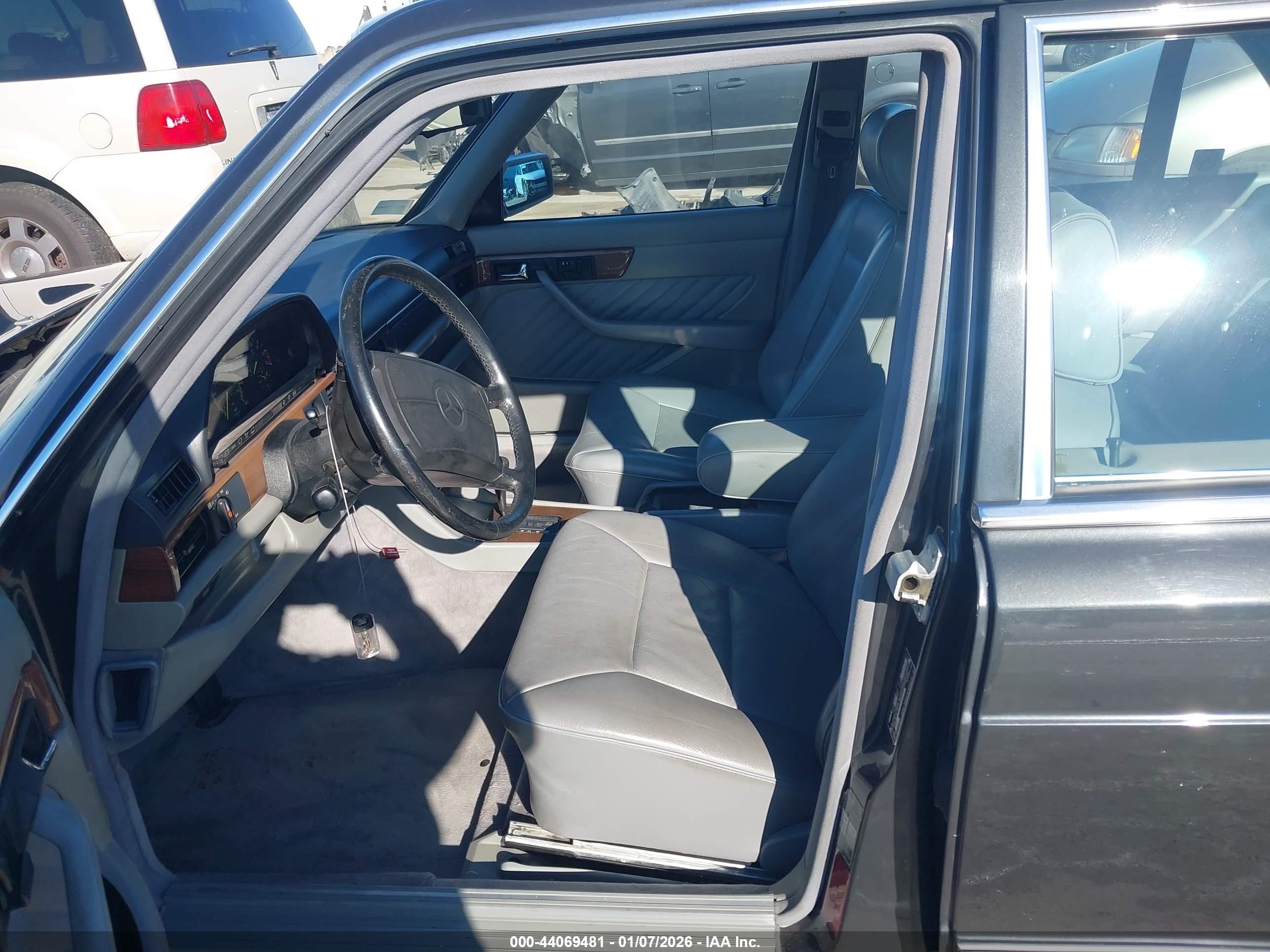 1989 Mercedes-benz 420 Sel Gray vin: WDBCA35EOKA487955