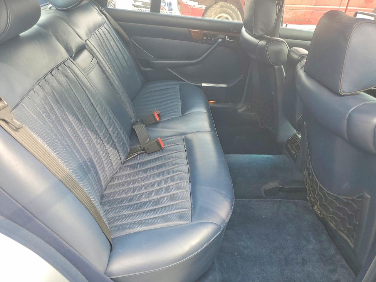 1984 Mercedes-benz 500 Sel Blue vin: WDBCA37A2EA033687