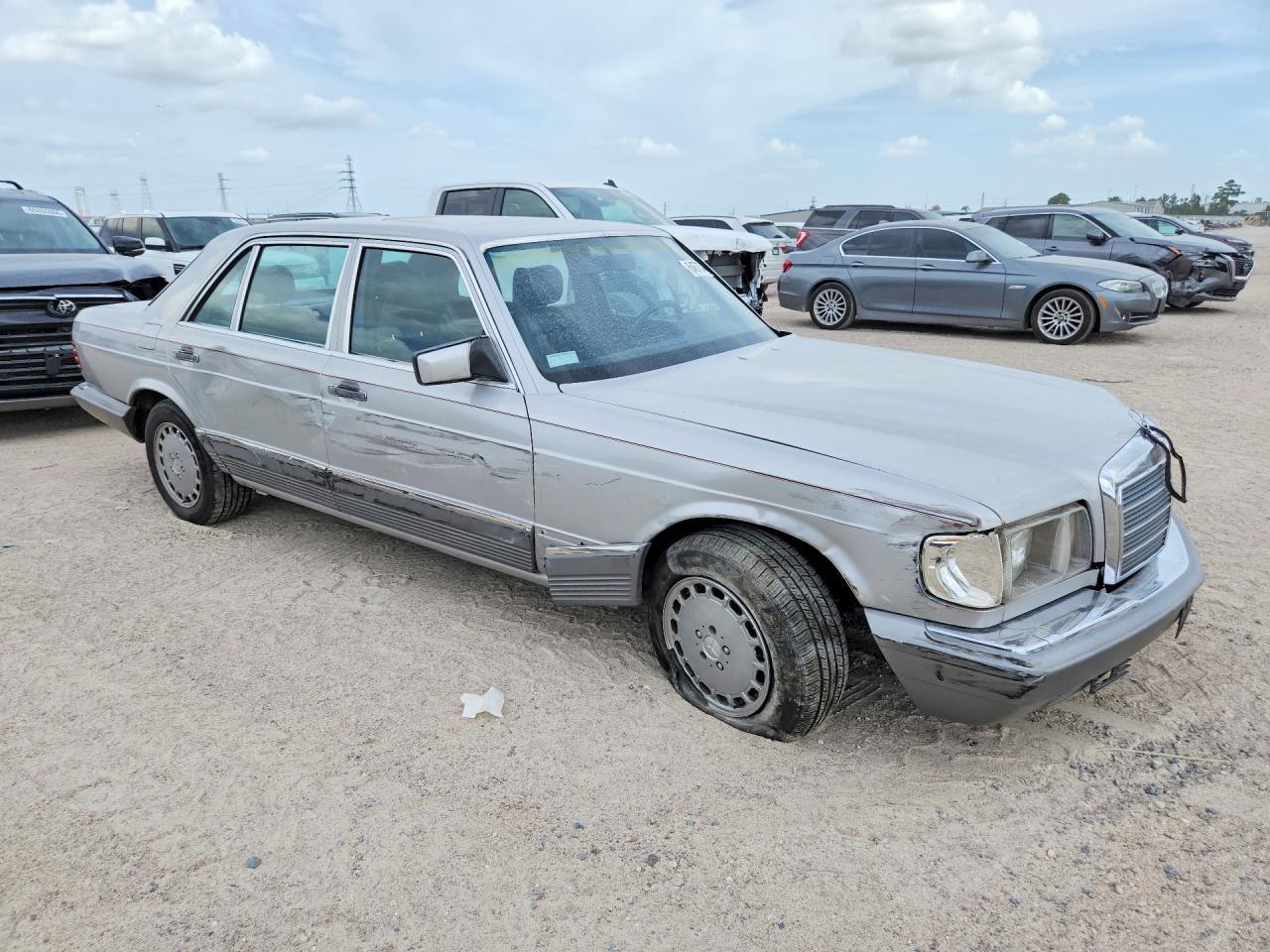 1984 Mercedes-benz 500 Sel Silver vin: WDBCA37A7EA051635