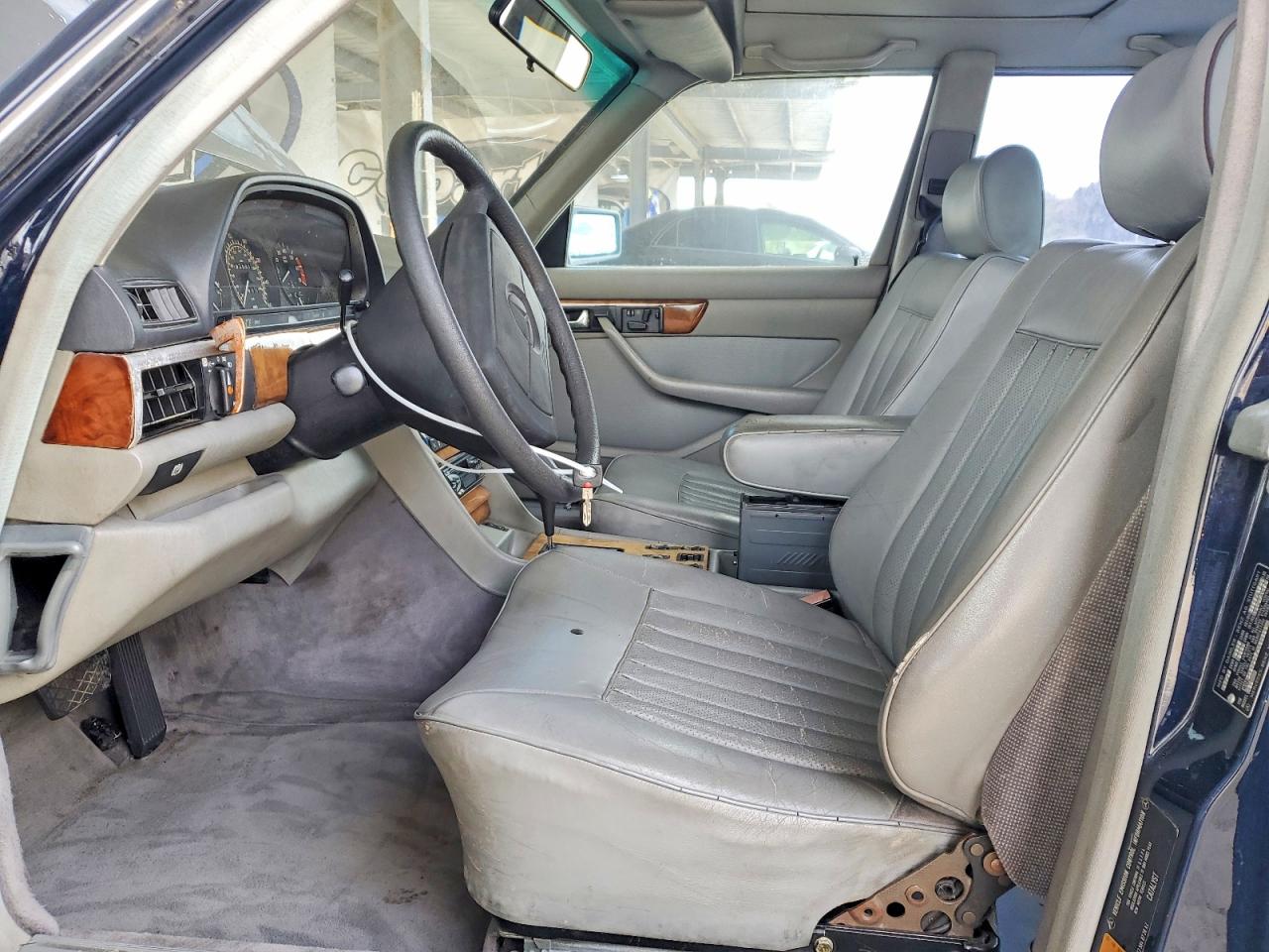 1985 Mercedes-benz 500 Sel Blue vin: WDBCA37D7FA180969