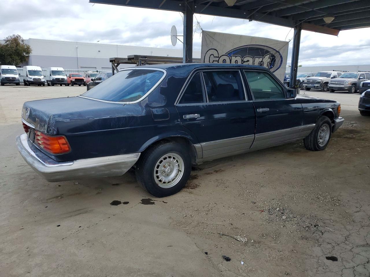 1985 Mercedes-benz 500 Sel Blue vin: WDBCA37D7FA180969