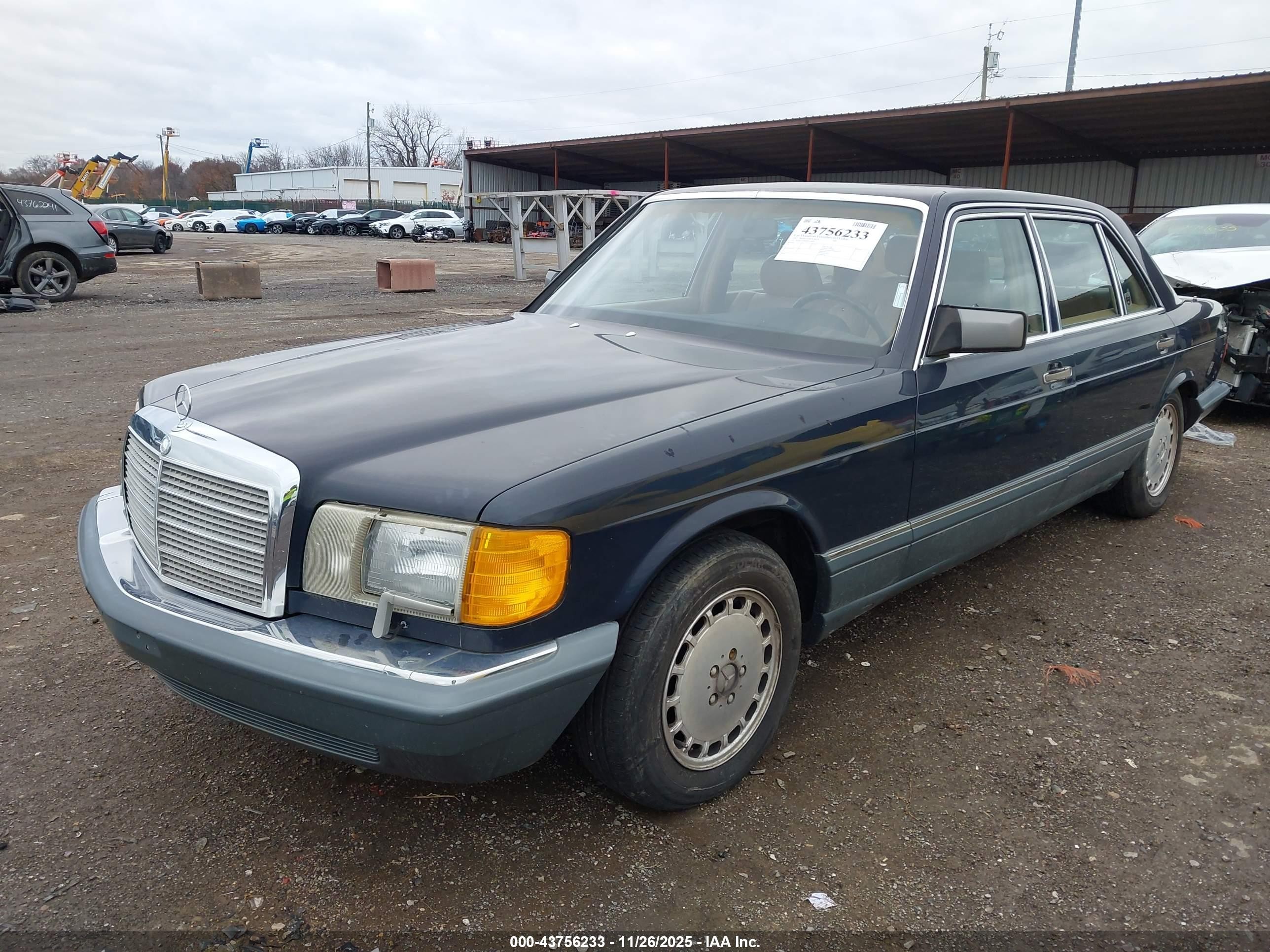 1987 Mercedes-benz 560 Sel Синий vin: WDBCA39D0HA324846