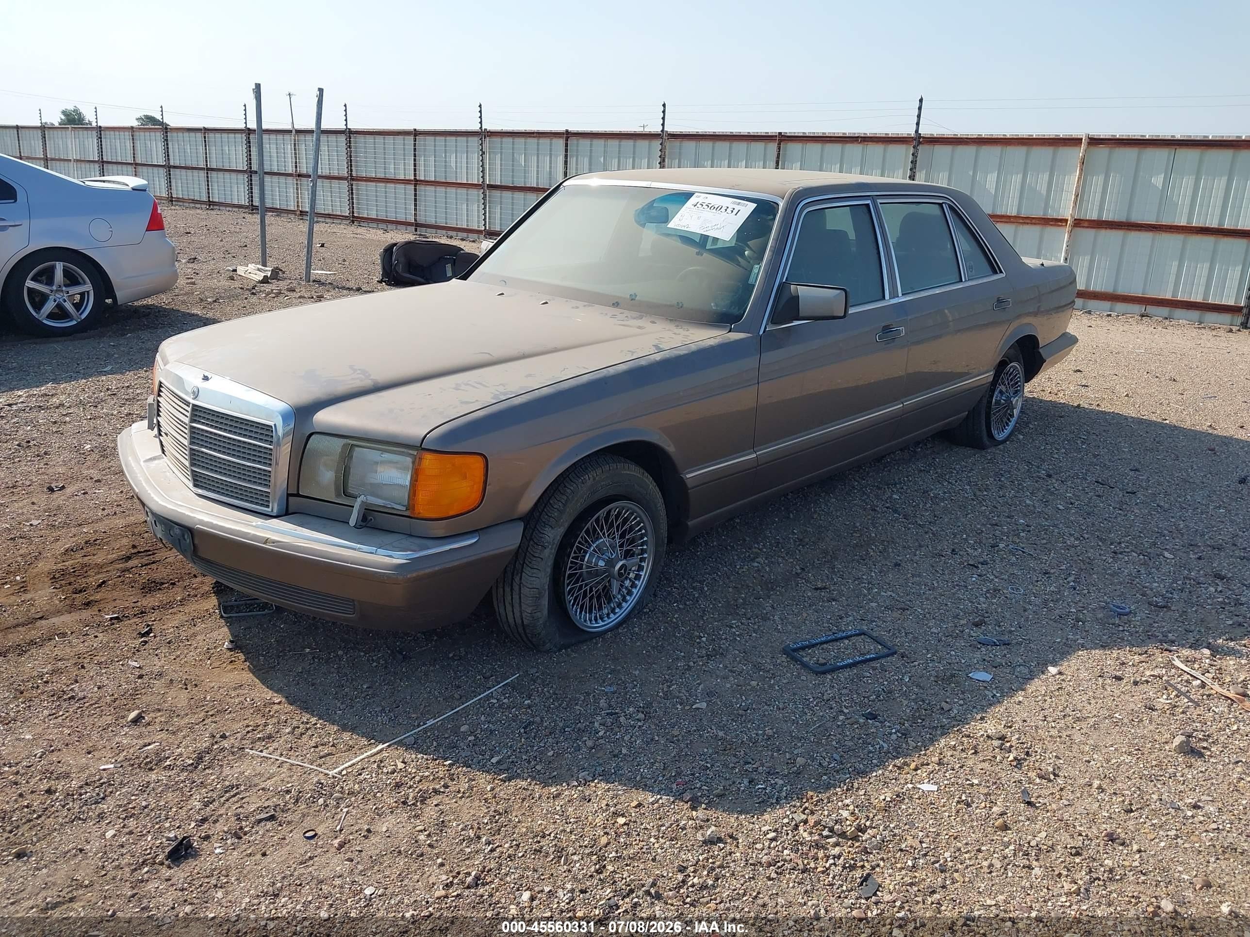 1987 Mercedes-benz 560 Sel Gold vin: WDBCA39D3HA348316