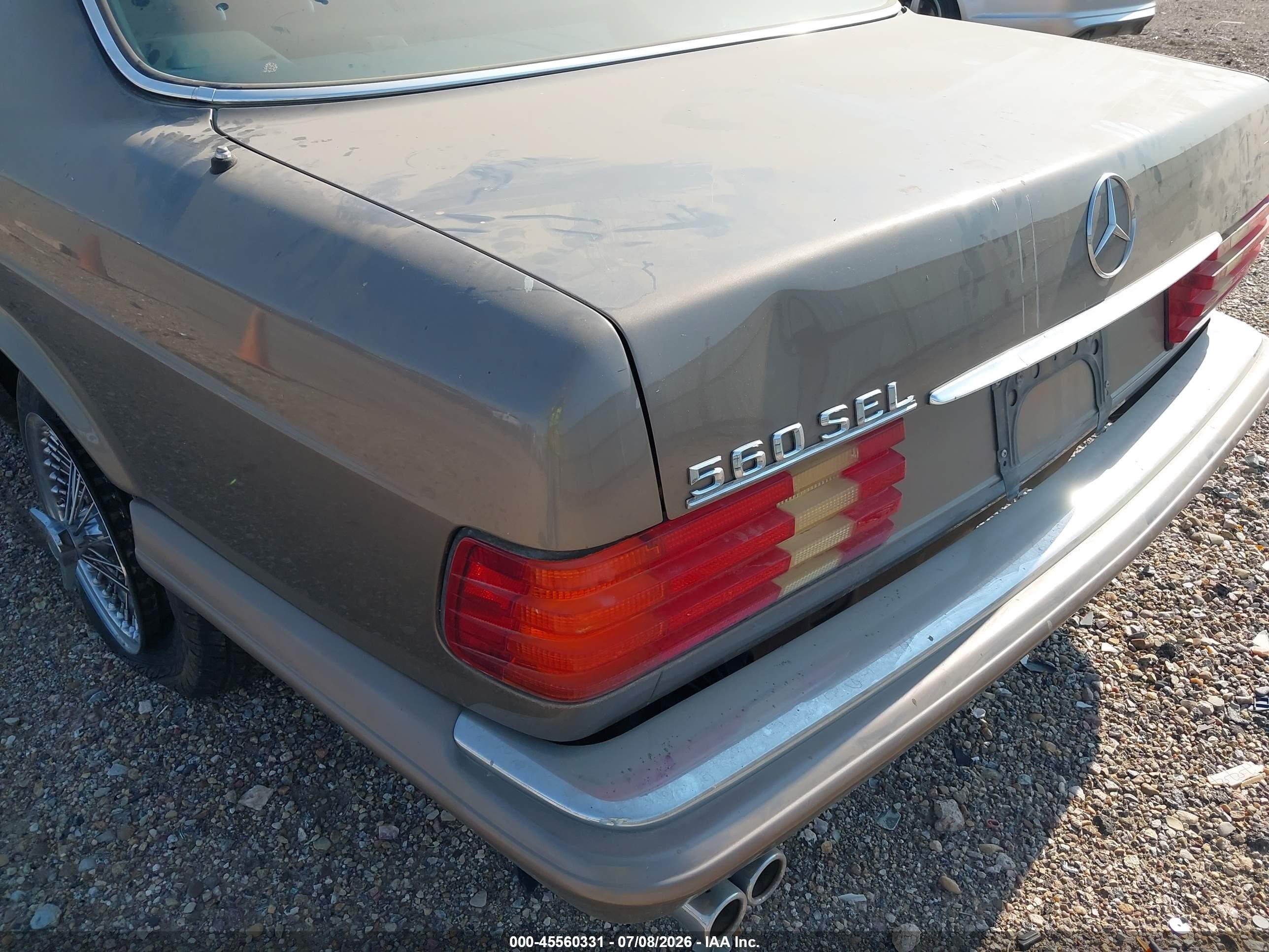1987 Mercedes-benz 560 Sel Gold vin: WDBCA39D3HA348316