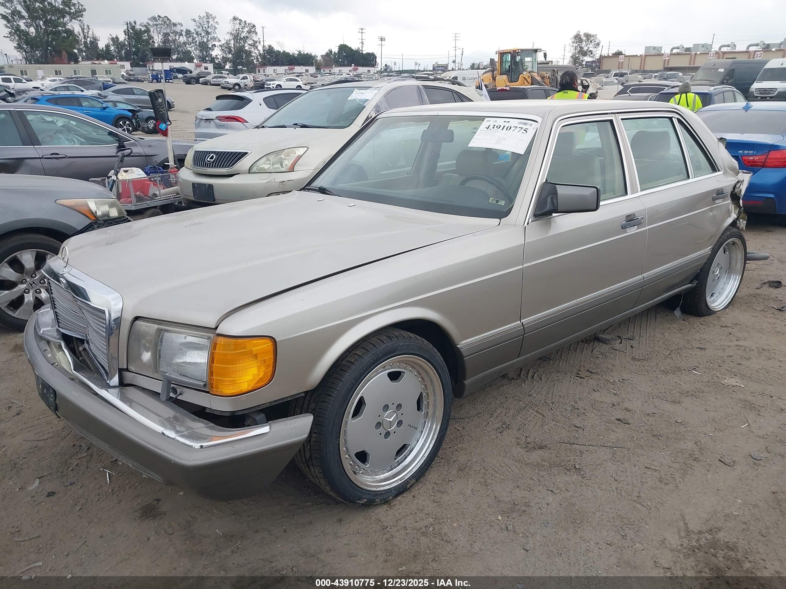 1986 Mercedes-benz 560 Sel Beige vin: WDBCA39D4GA228524