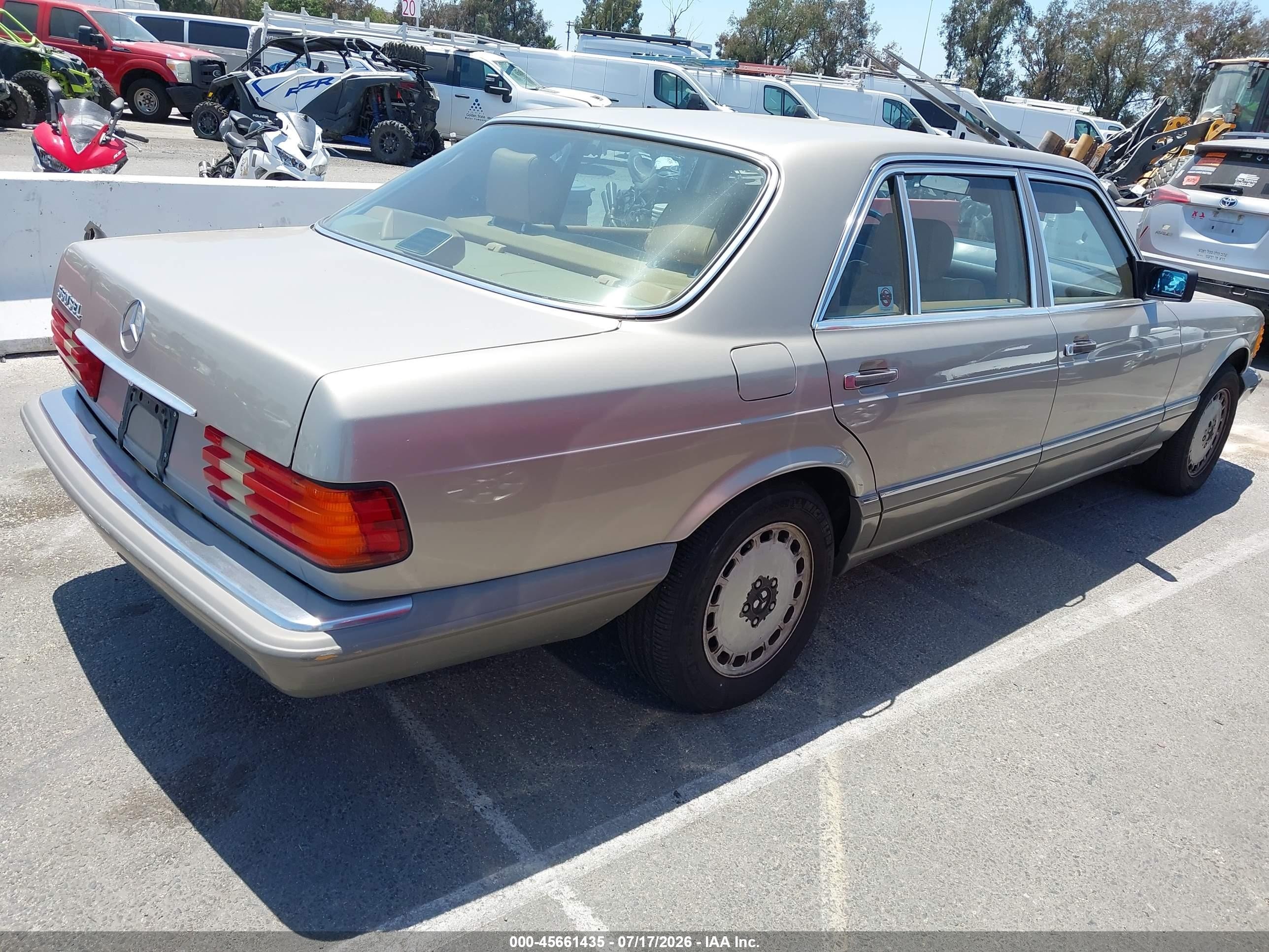 1987 Mercedes-benz 560 Sel Beige vin: WDBCA39D4HA345599