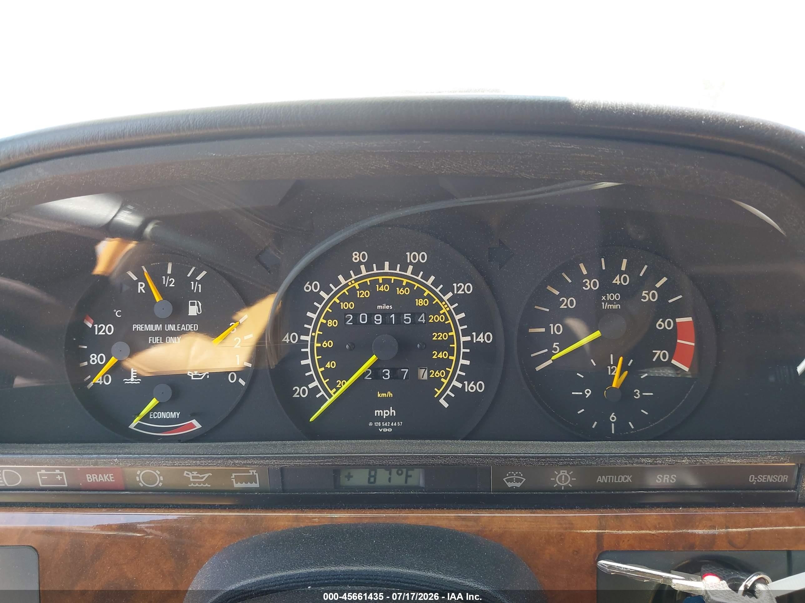 1987 Mercedes-benz 560 Sel Beige vin: WDBCA39D4HA345599