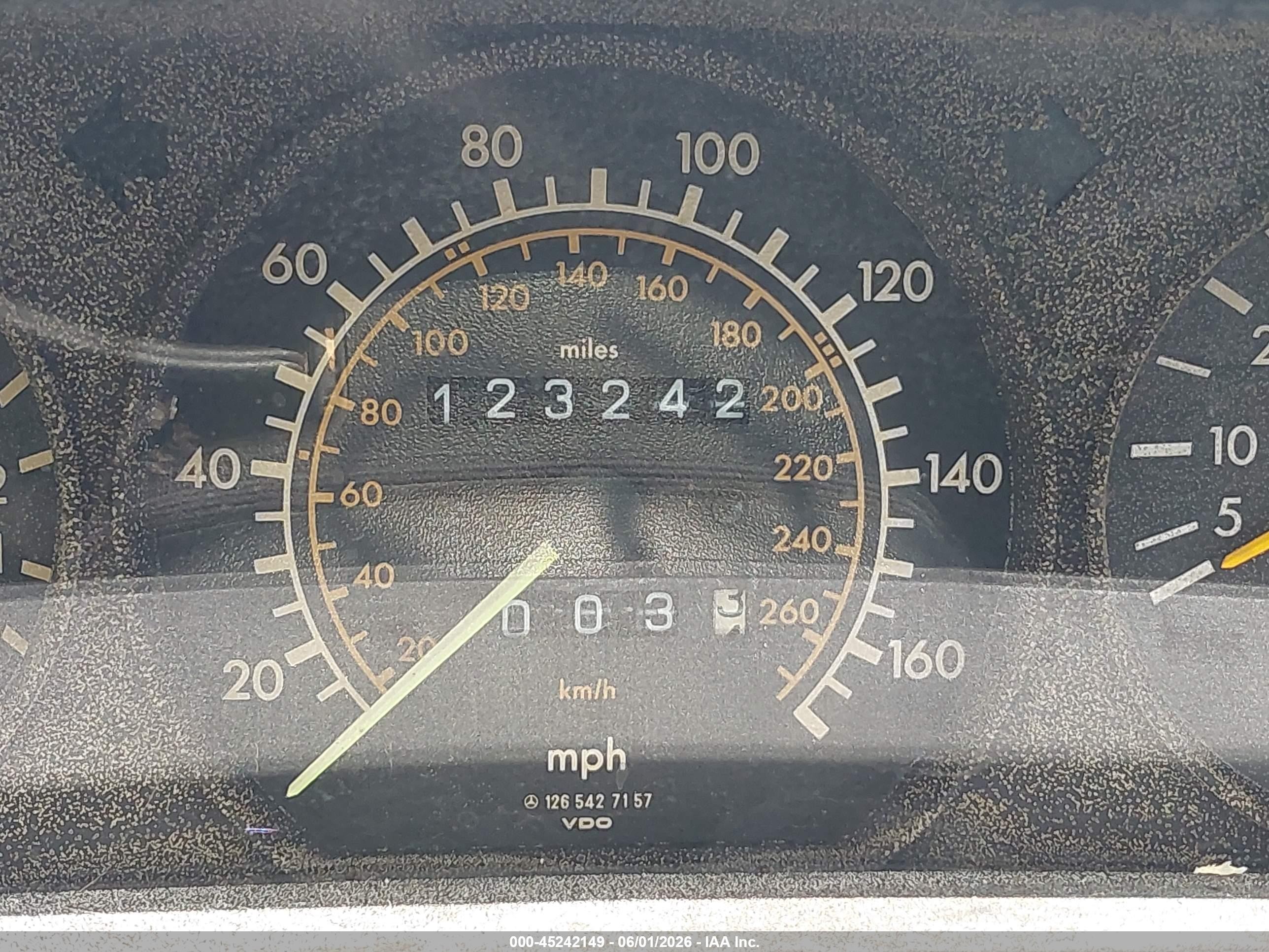 1988 Mercedes-benz 560 Sel Gold vin: WDBCA39D4JA364370