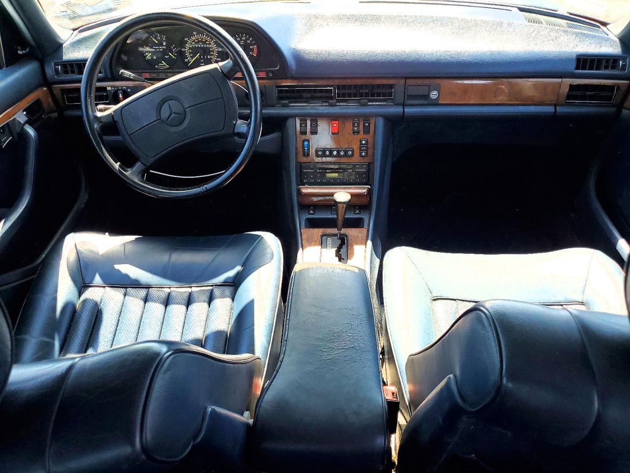 1988 Mercedes-benz 560 Sel Синий vin: WDBCA39D4JA394579
