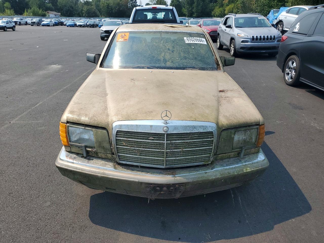 1986 Mercedes-benz 560 Sel Желто-коричневый vin: WDBCA39D5GA212428