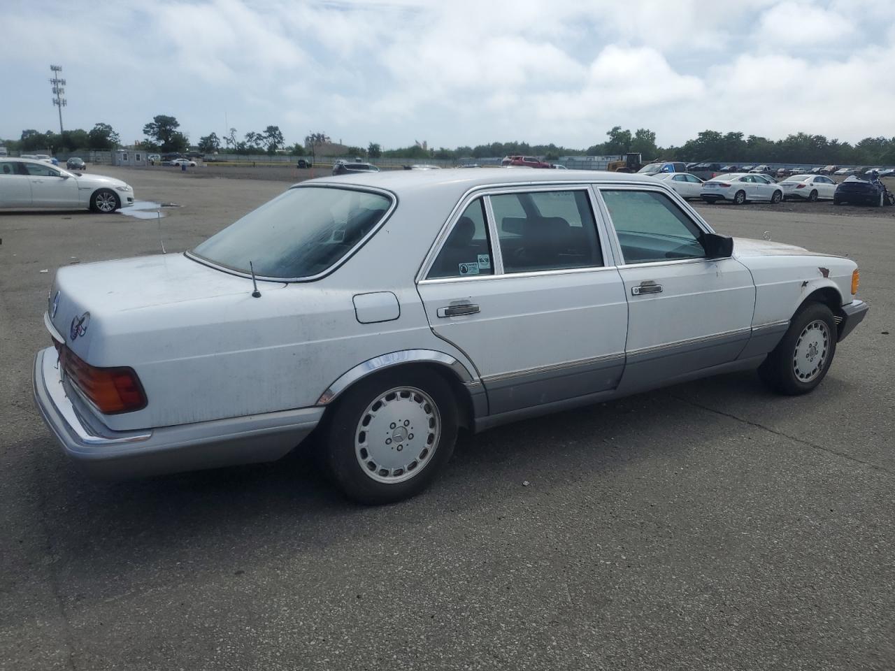 1986 Mercedes-benz 560 Sel White vin: WDBCA39D6GA262237