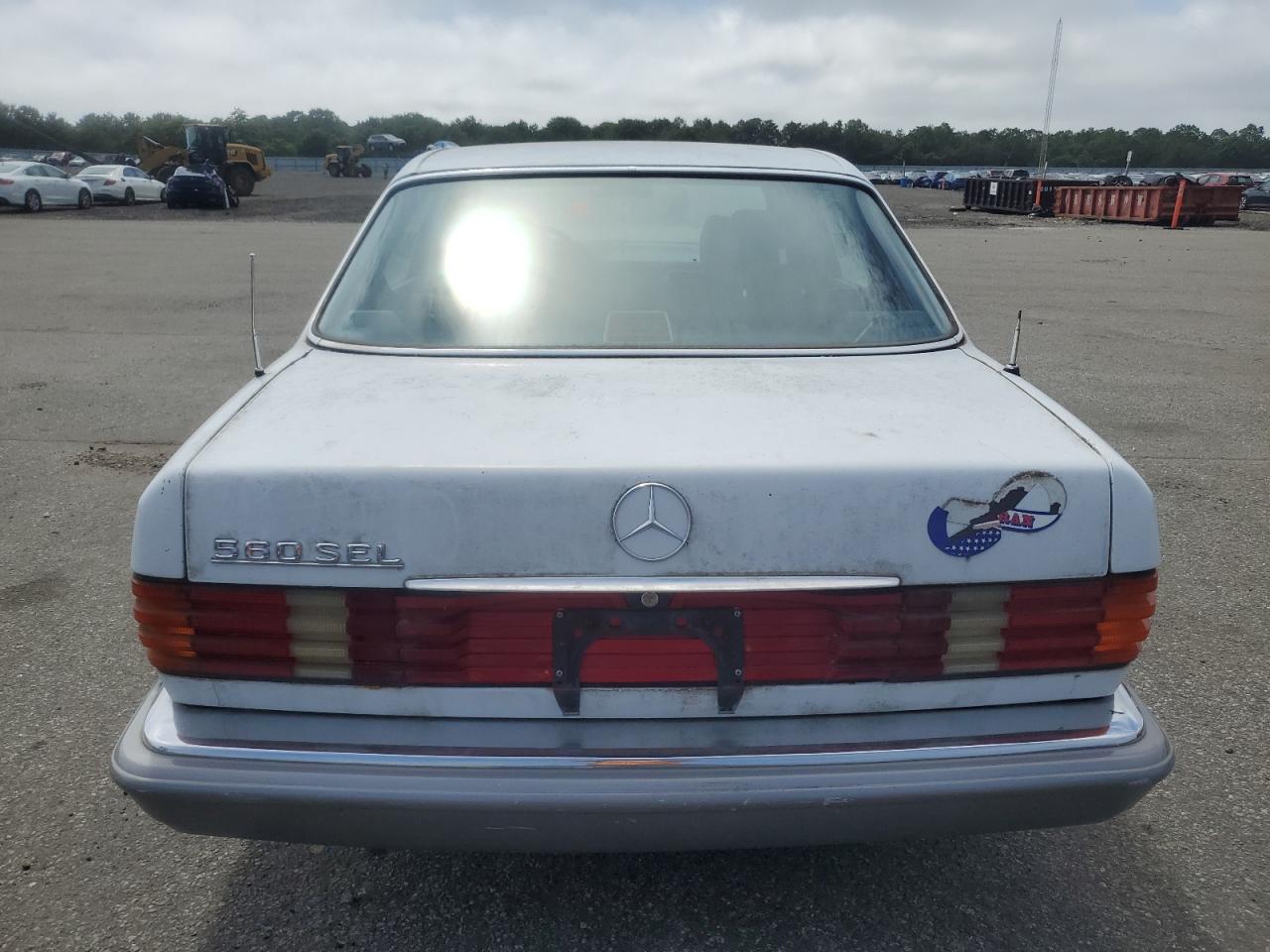 1986 Mercedes-benz 560 Sel White vin: WDBCA39D6GA262237