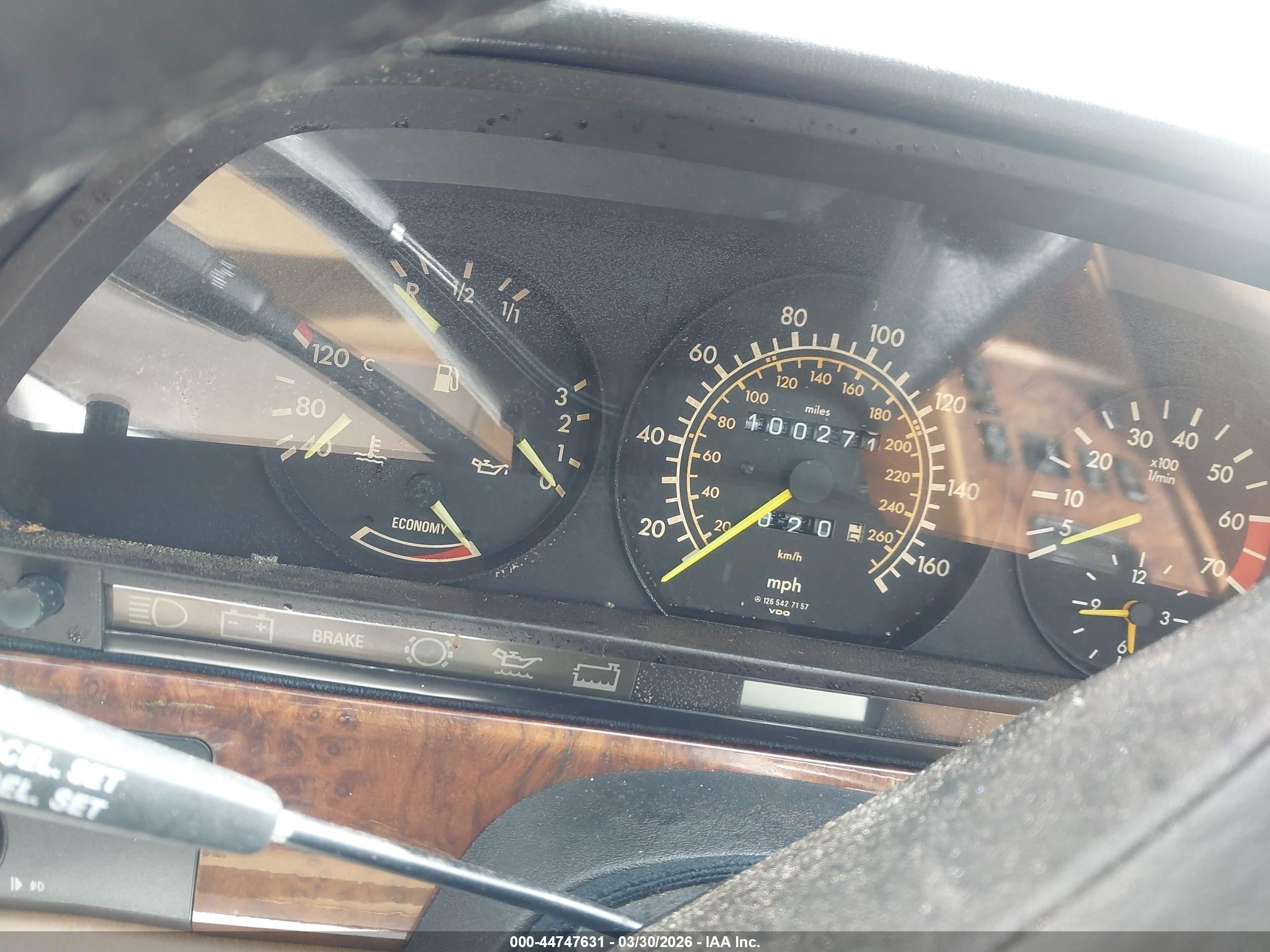 1988 Mercedes-benz 560 Sel Silver vin: WDBCA39D7JA390204
