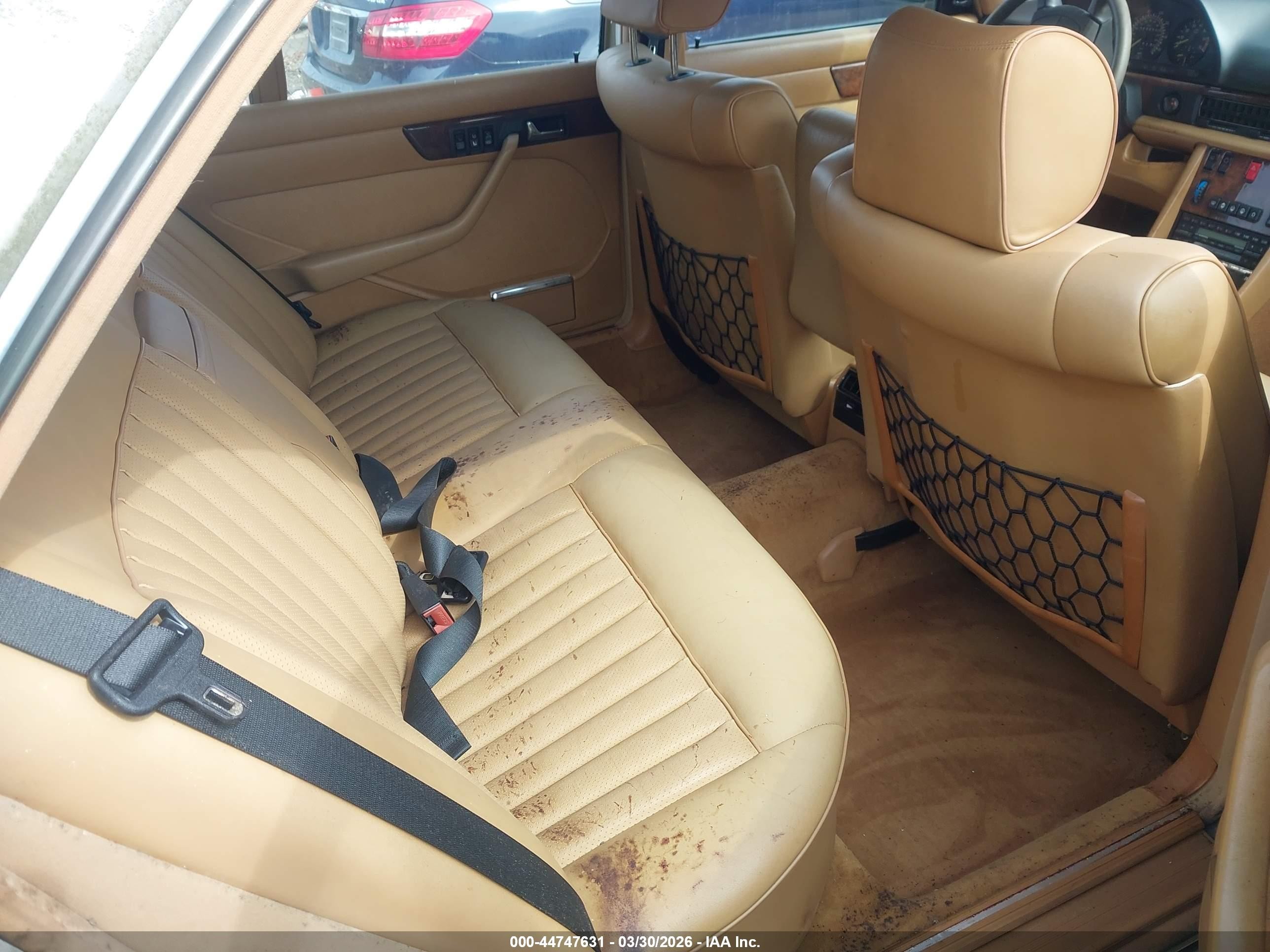 1988 Mercedes-benz 560 Sel Silver vin: WDBCA39D7JA390204