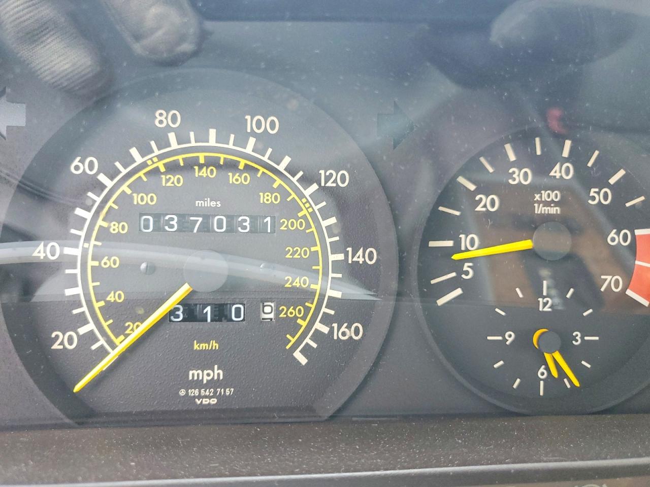 1988 Mercedes-benz 560 Sel Gray vin: WDBCA39D7JA398223