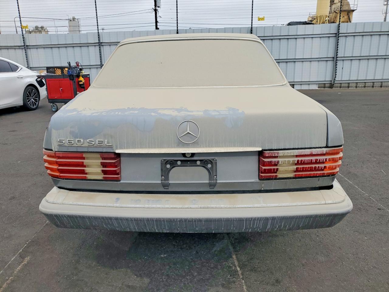 1988 Mercedes-benz 560 Sel Gray vin: WDBCA39D7JA398223
