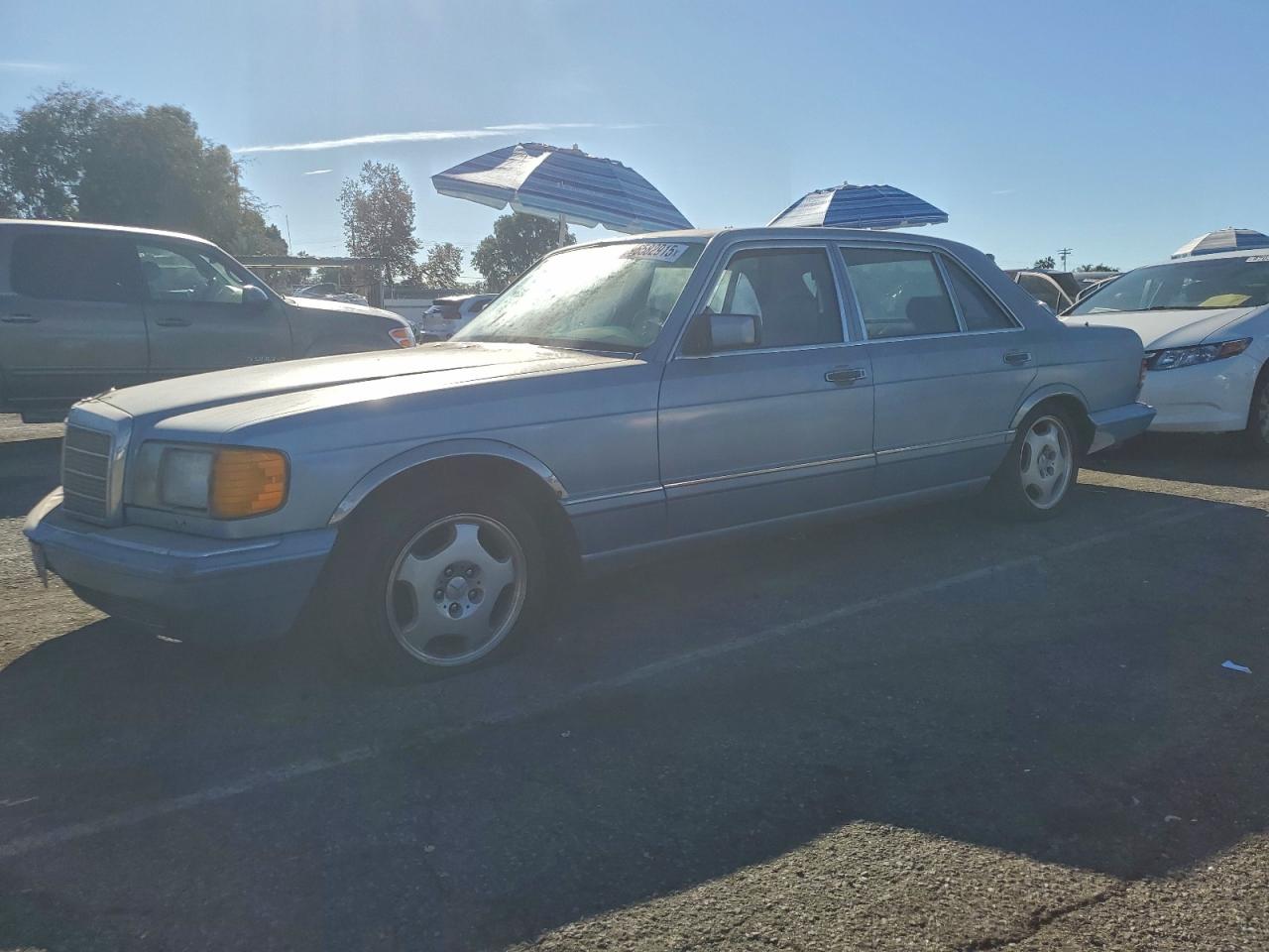 1987 Mercedes-benz 560 Sel Blue vin: WDBCA39D9HA317961