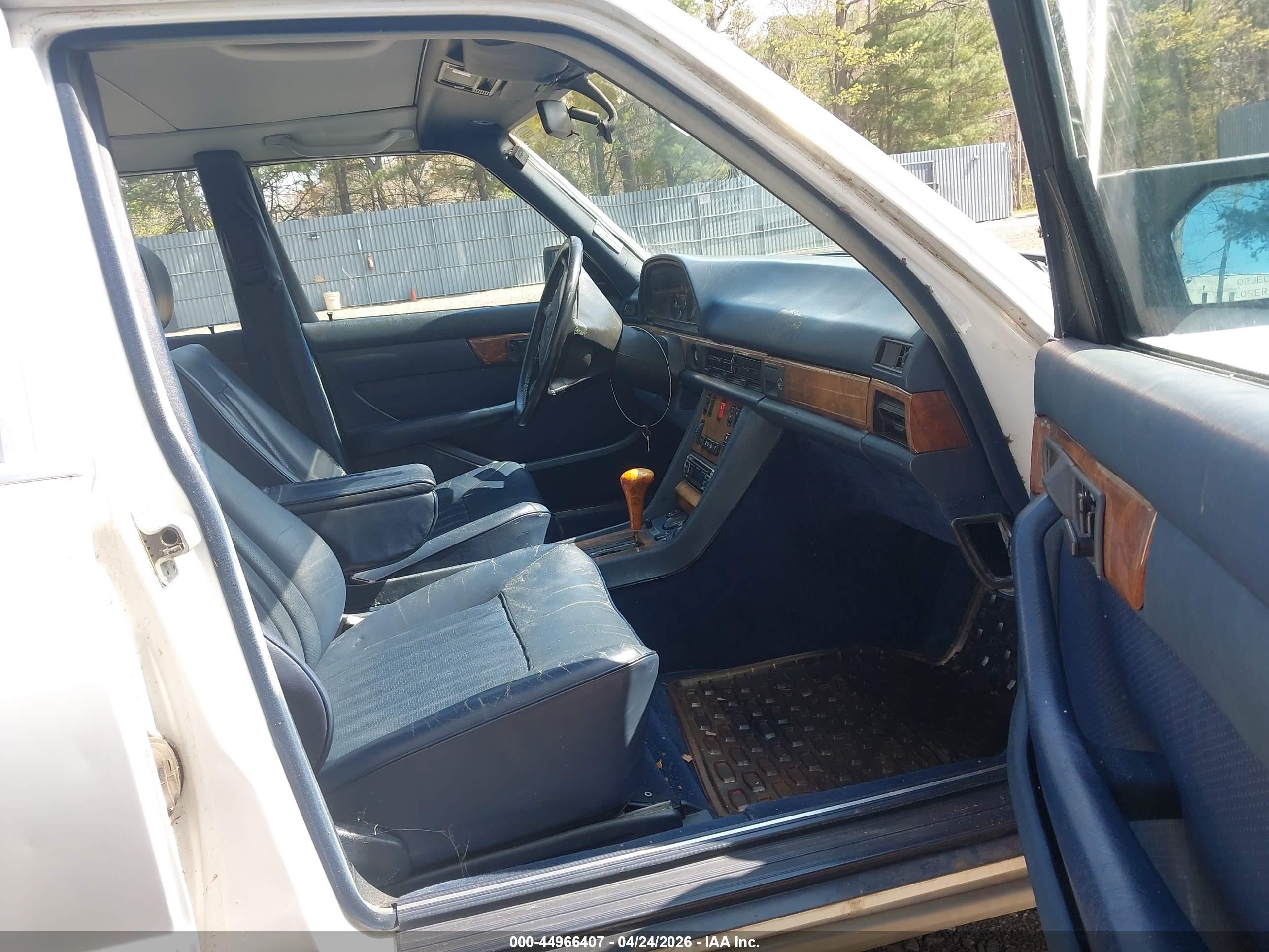 1988 Mercedes-benz 560 Sel Белый vin: WDBCA39DXJA420974