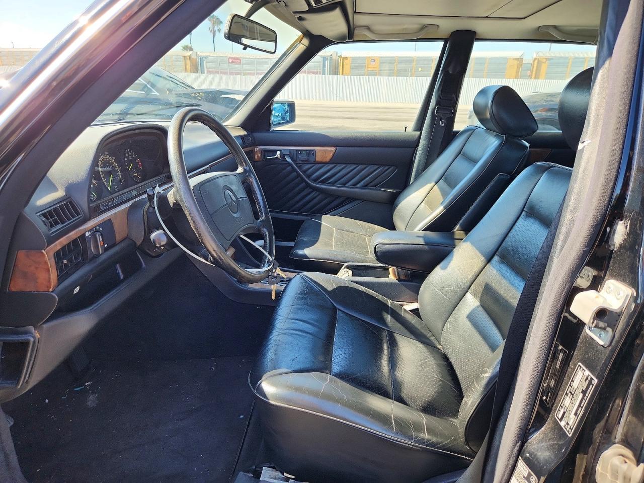 1989 Mercedes-benz 560 Sel Черный vin: WDBCA39E0KA485178