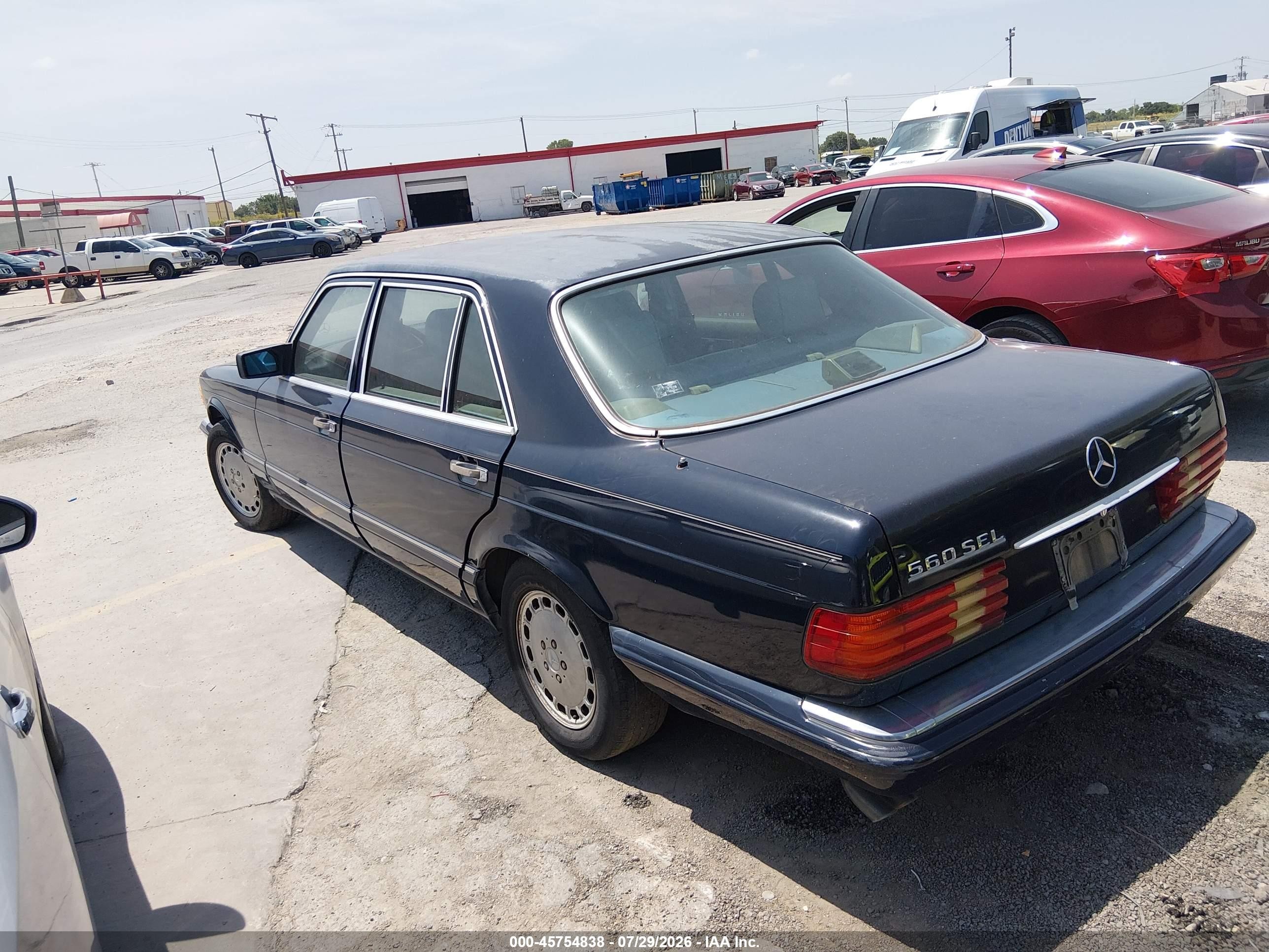 1989 Mercedes-benz 560 Sel Blue vin: WDBCA39E2KA486798