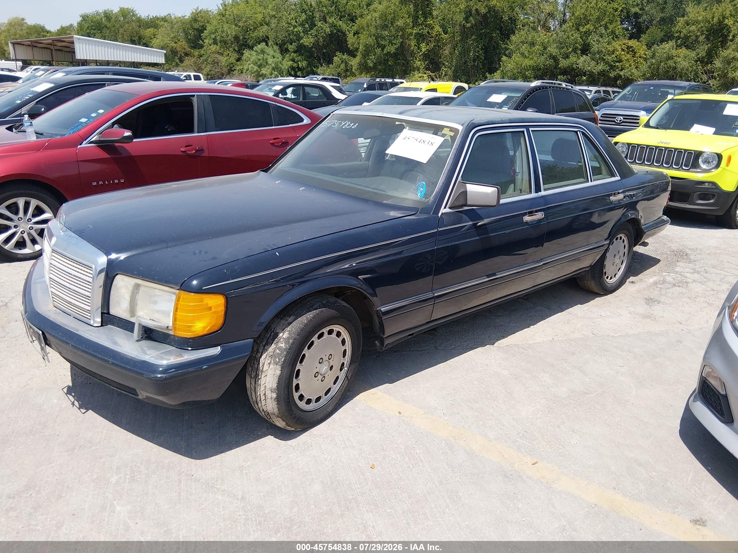 1989 Mercedes-benz 560 Sel Blue vin: WDBCA39E2KA486798