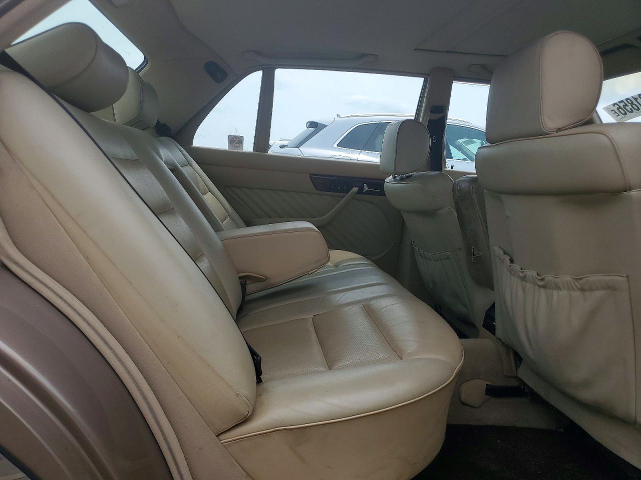 1991 Mercedes-benz 560 Sel Tan vin: WDBCA39E5MA601462
