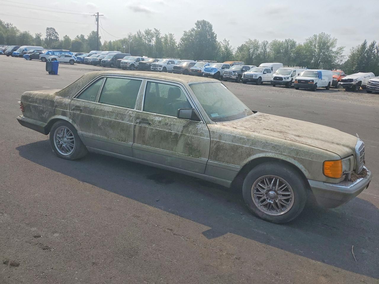 1989 Mercedes-benz 560 Sel Cream vin: WDBCA39E6KA459166