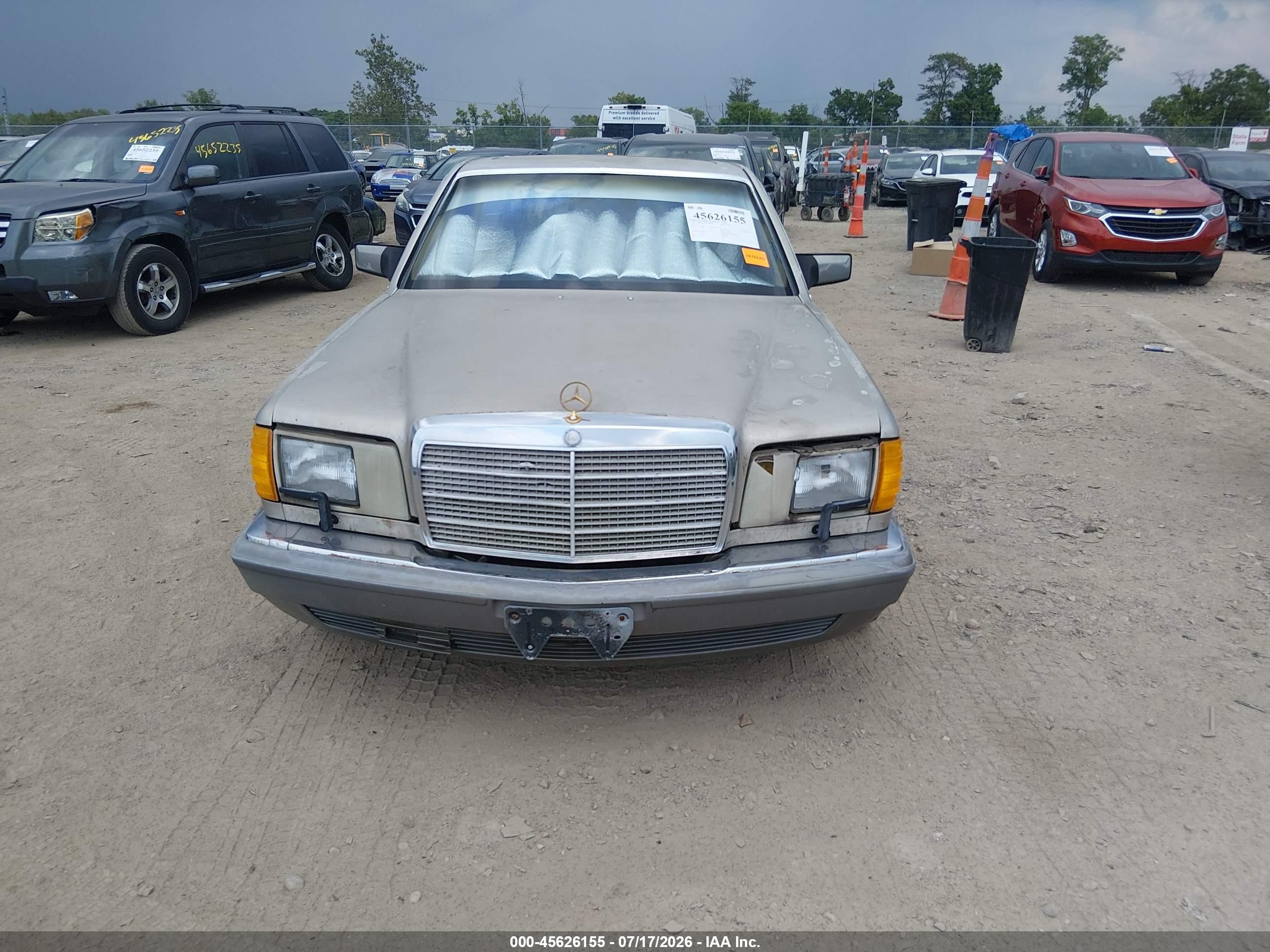 1989 Mercedes-benz 560 Sel Gold vin: WDBCA39E7KA459063