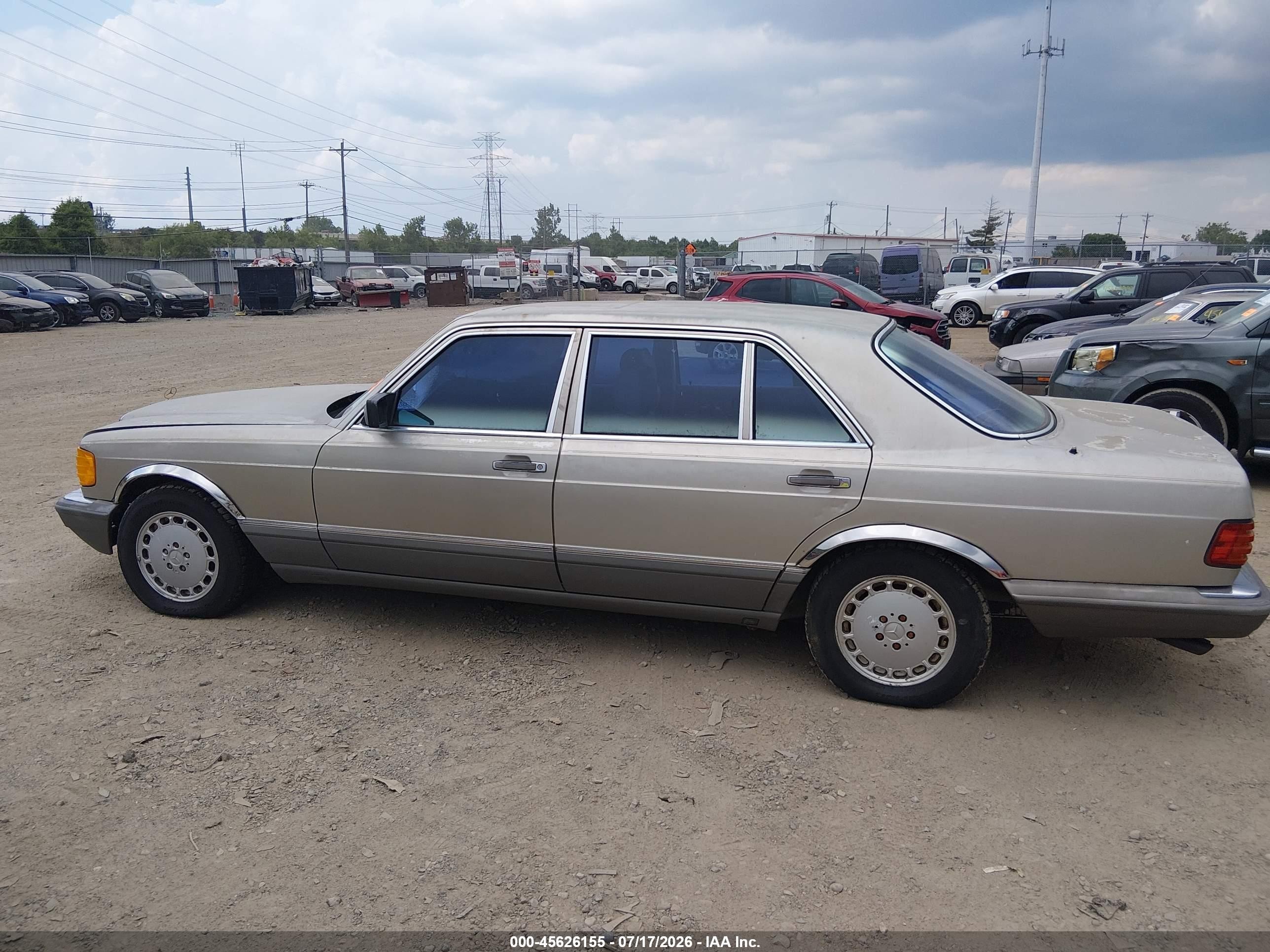 1989 Mercedes-benz 560 Sel Gold vin: WDBCA39E7KA459063