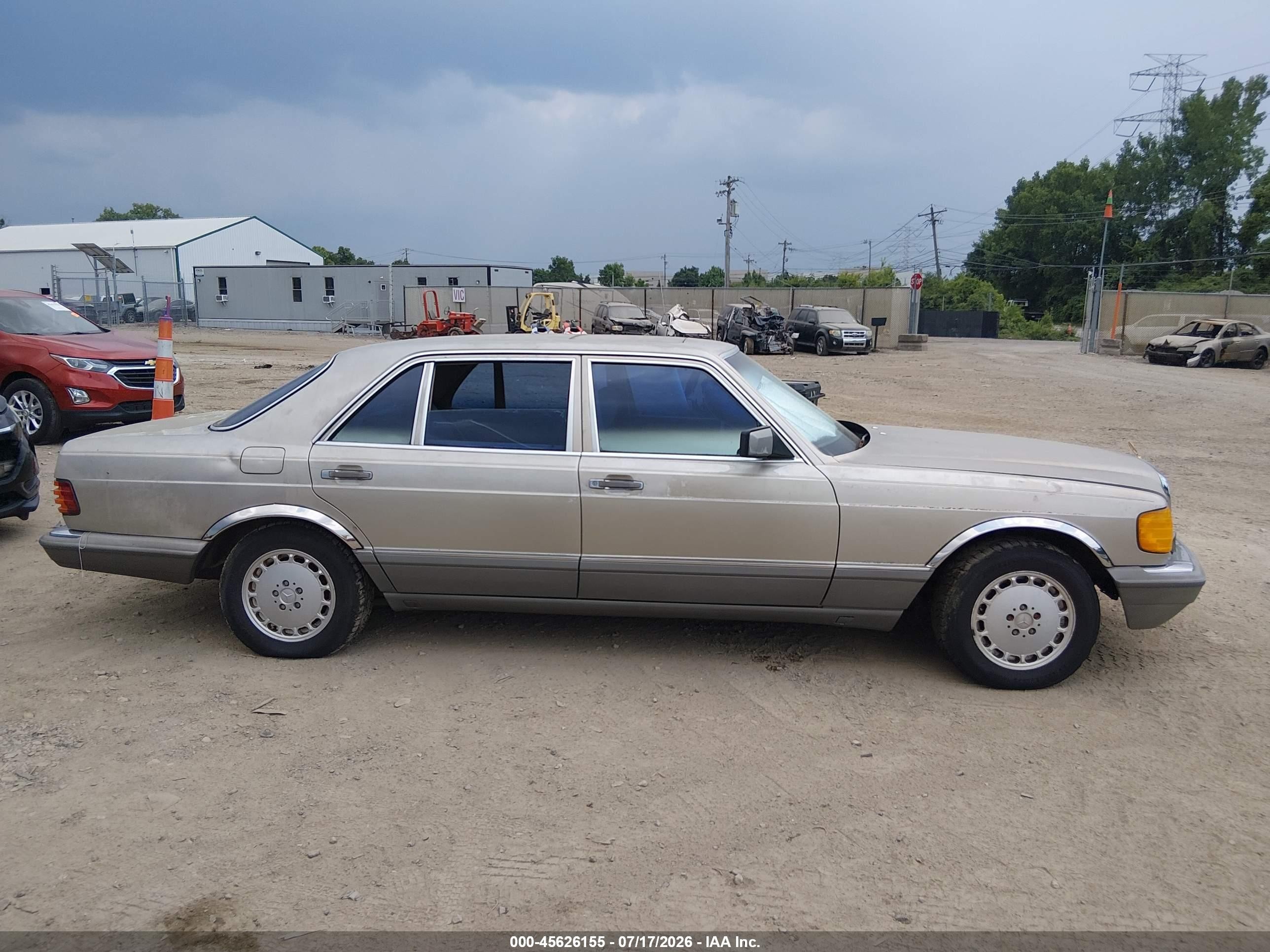 1989 Mercedes-benz 560 Sel Gold vin: WDBCA39E7KA459063