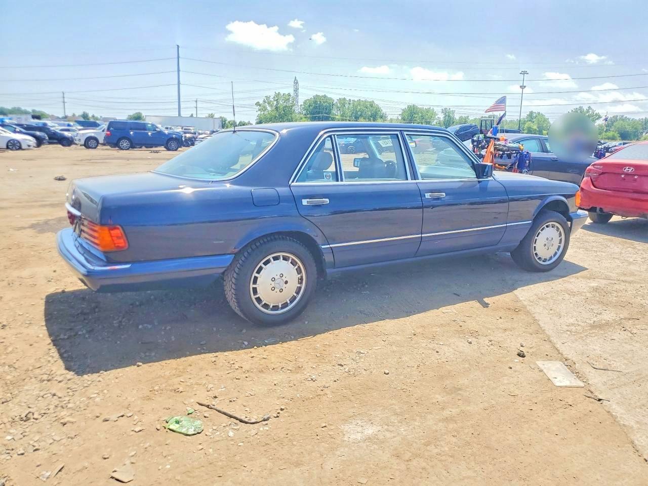 1990 Mercedes-benz 560 Sel Blue vin: WDBCA39E8LA549971